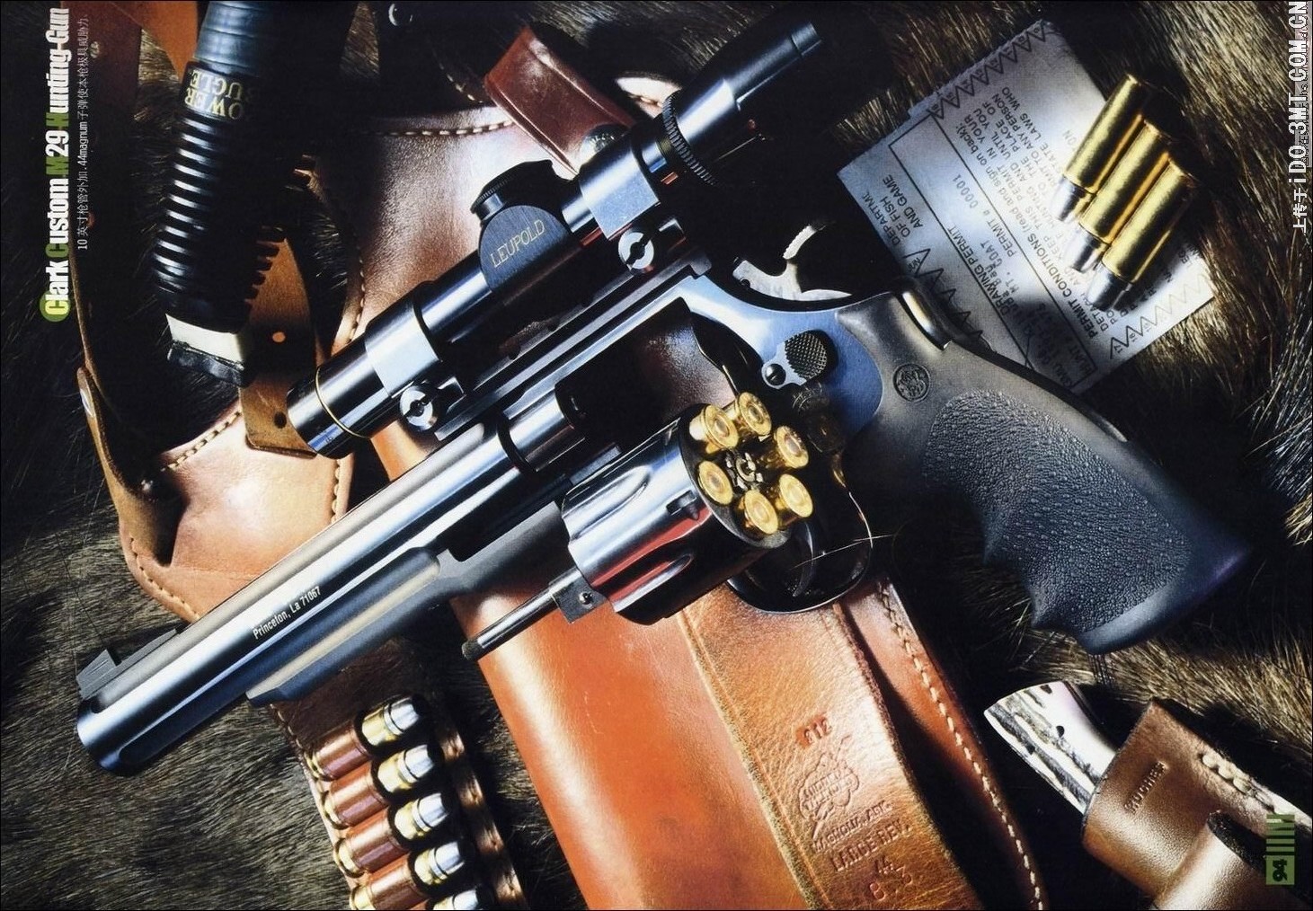 Weapons Revolver 1461x1014