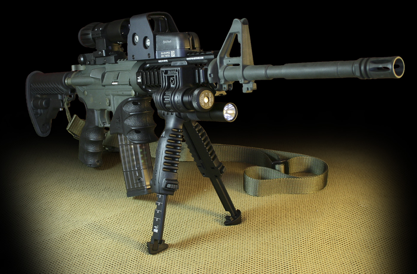 Weapons Colt AR 15 1400x920