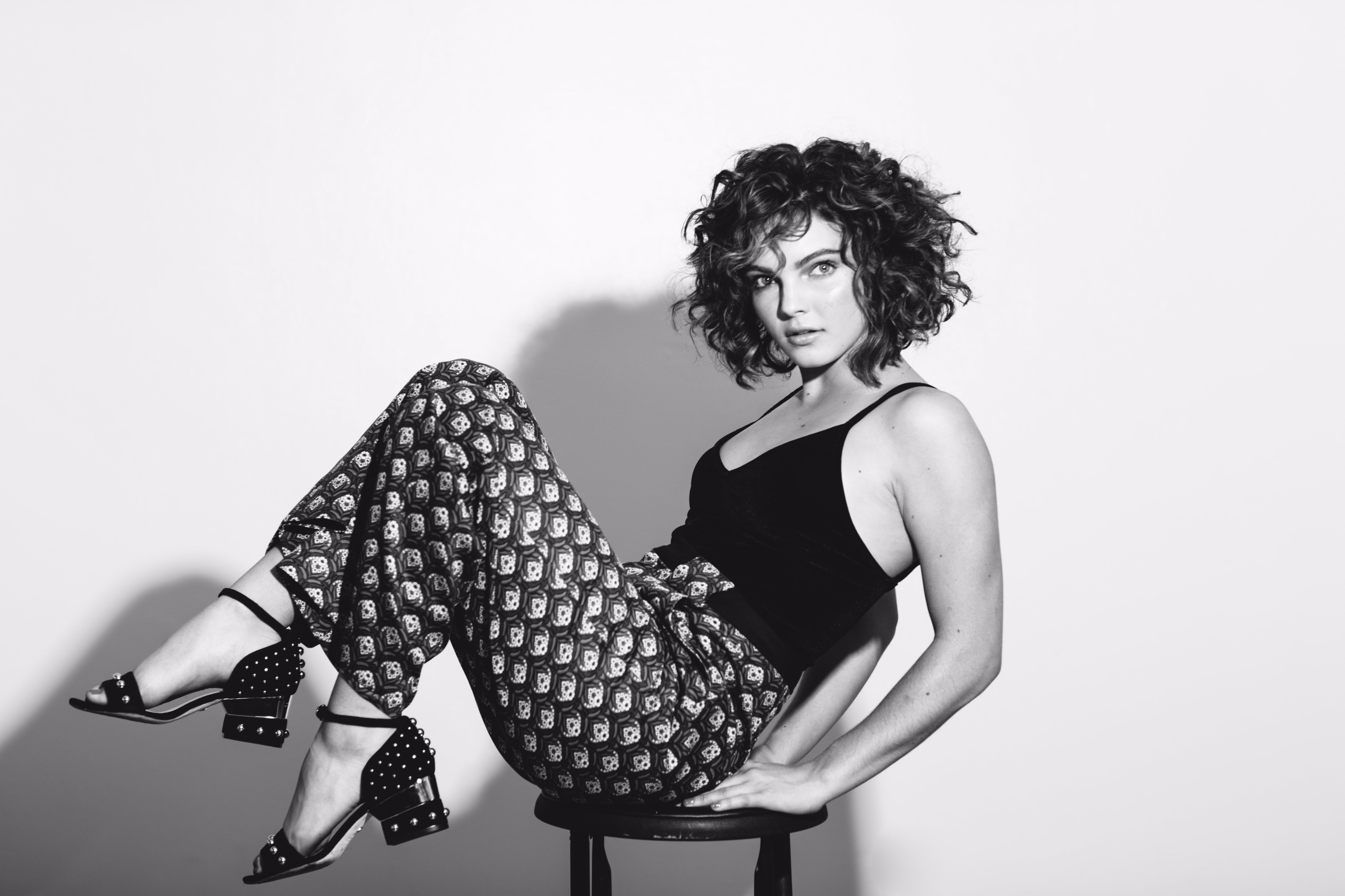 Actress Black Amp White Camren Bicondova Monochrome 5050x3367