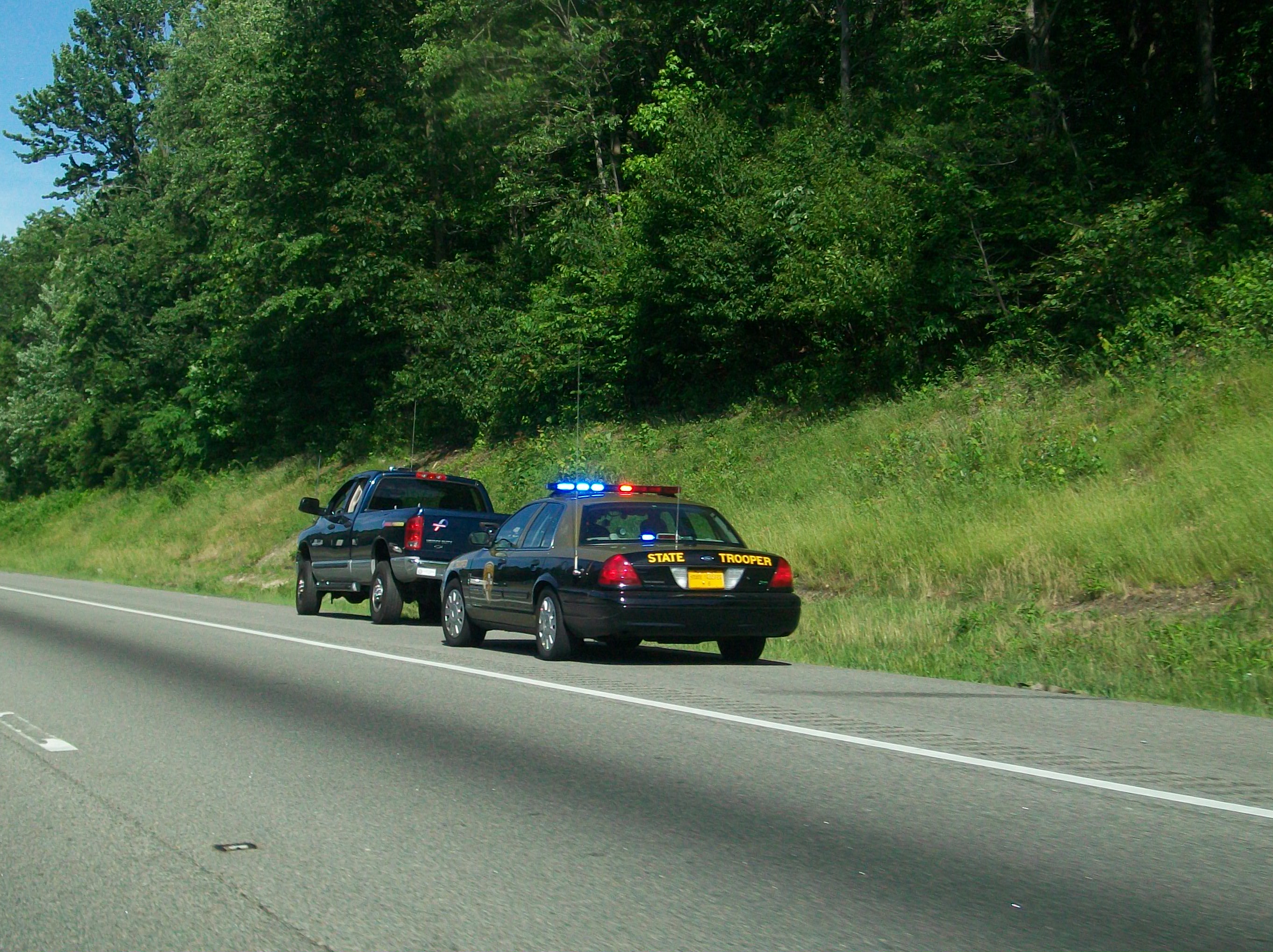 Vehicles Police 2724x2038