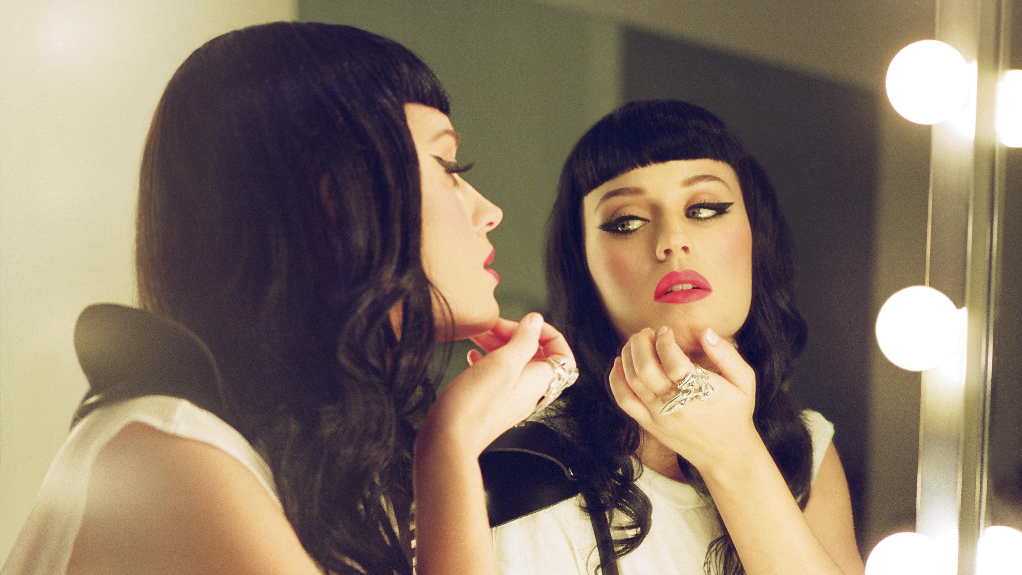 Katy Perry Mirror 3583x2015