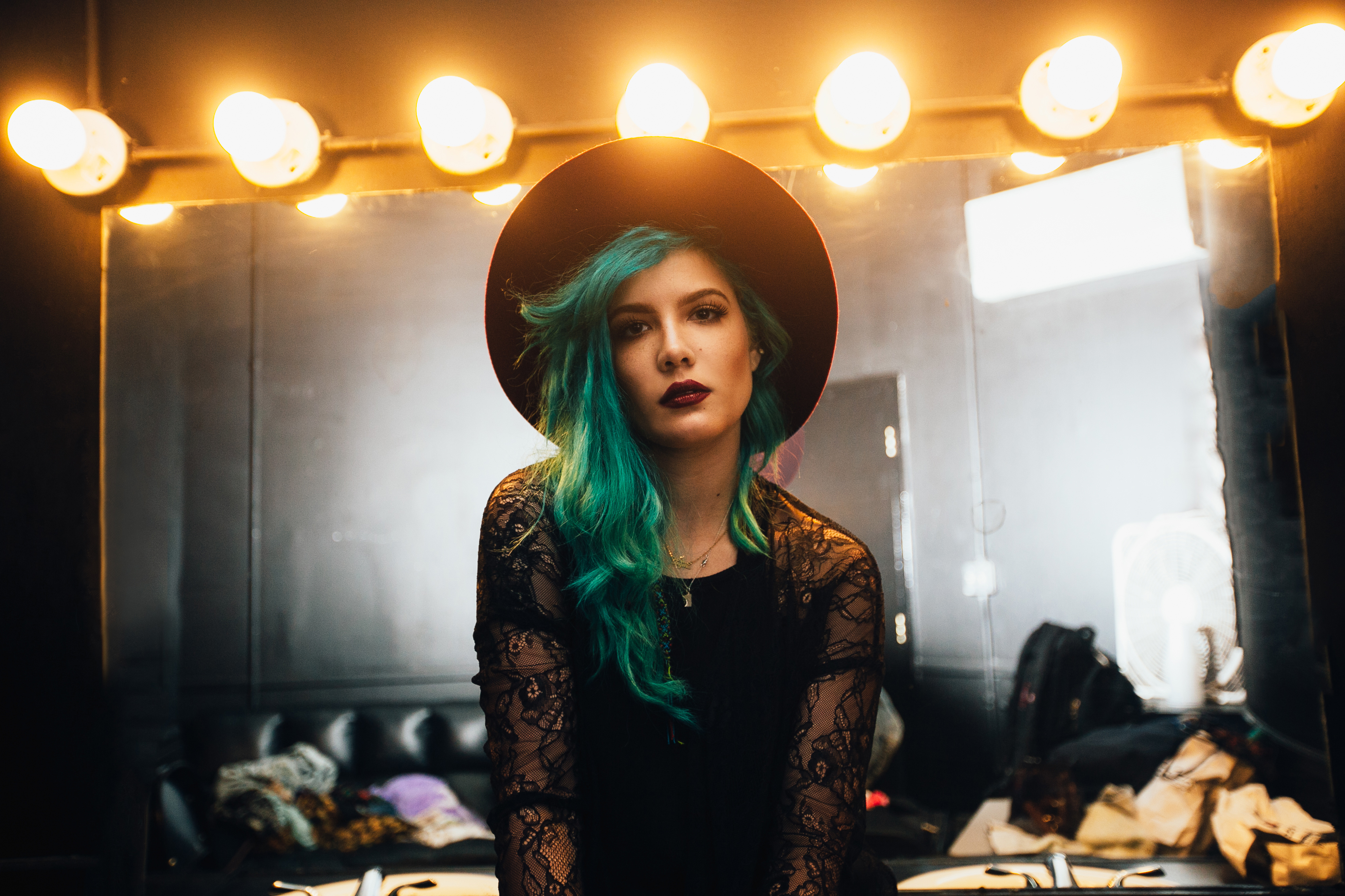 Blue Hair Halsey Singer Hat Lipstick Singer Woman 3960x2640