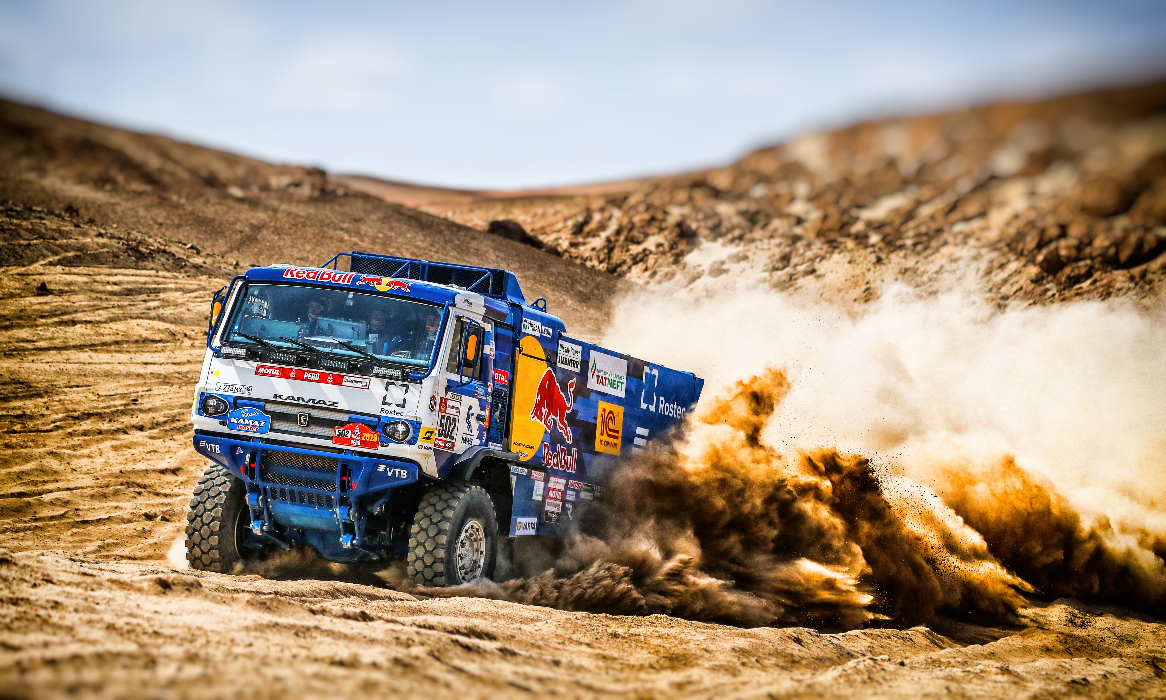 Desert Rallying Sand Truck Vehicle 4500x2700