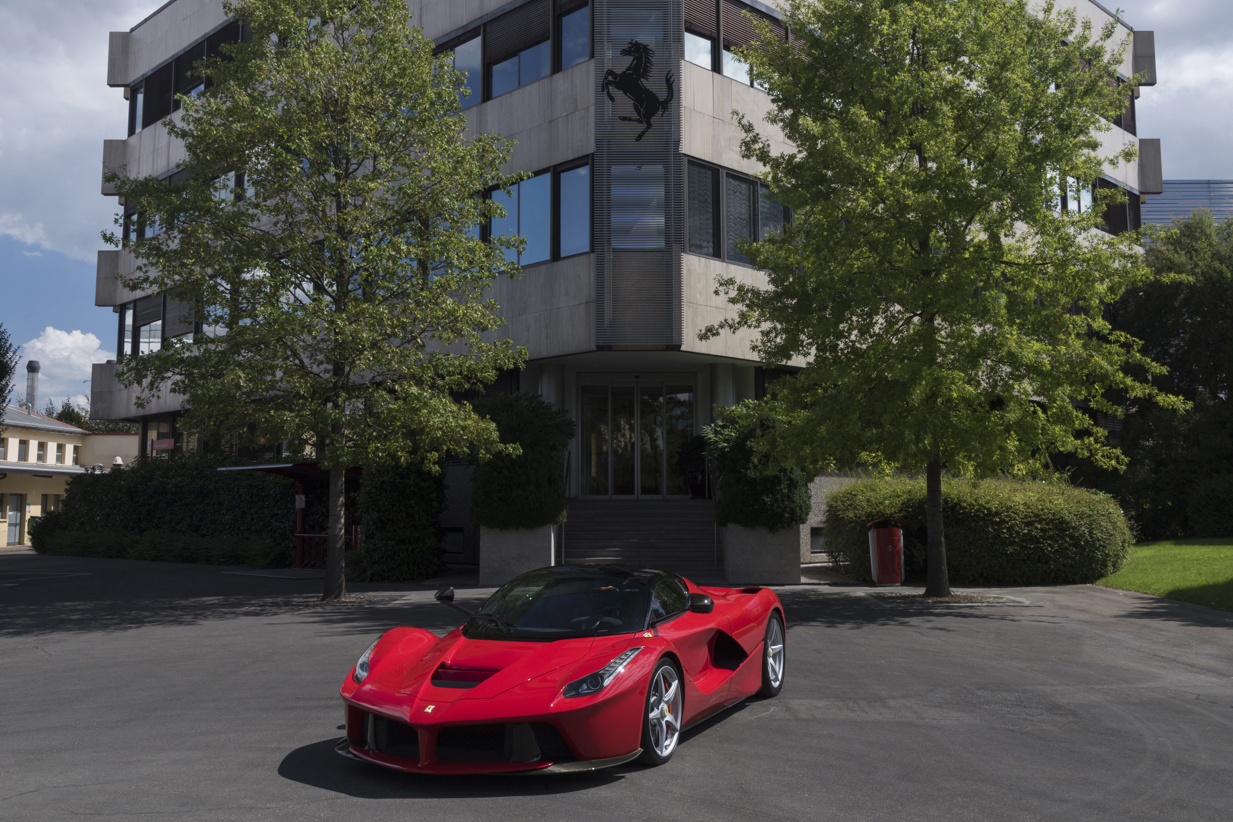 Car Ferrari Ferrari Laferrari Red Car Sport Car Supercar Vehicle 4000x2667