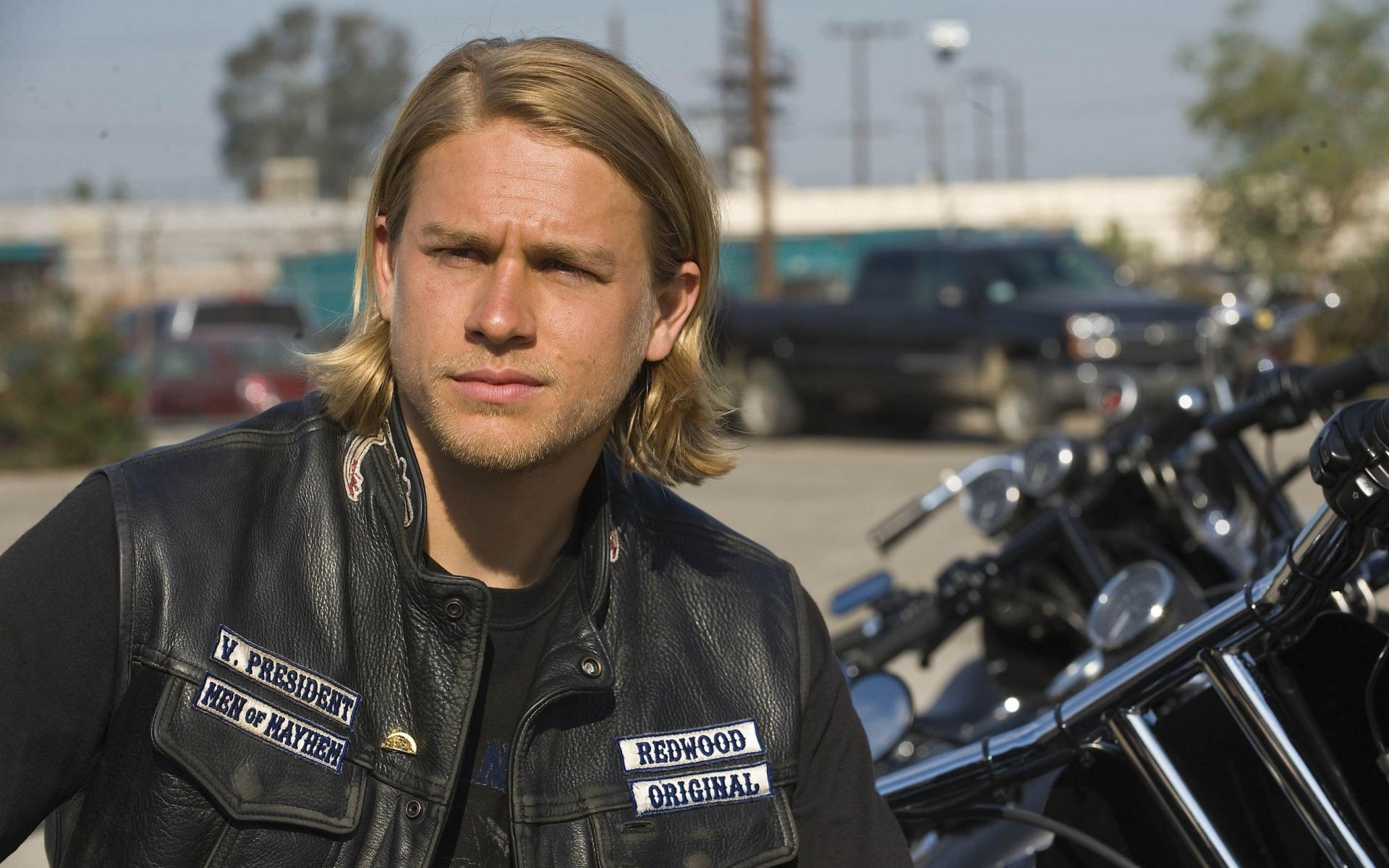 Actor Charlie Hunnam Man Motorcycle 1920x1200