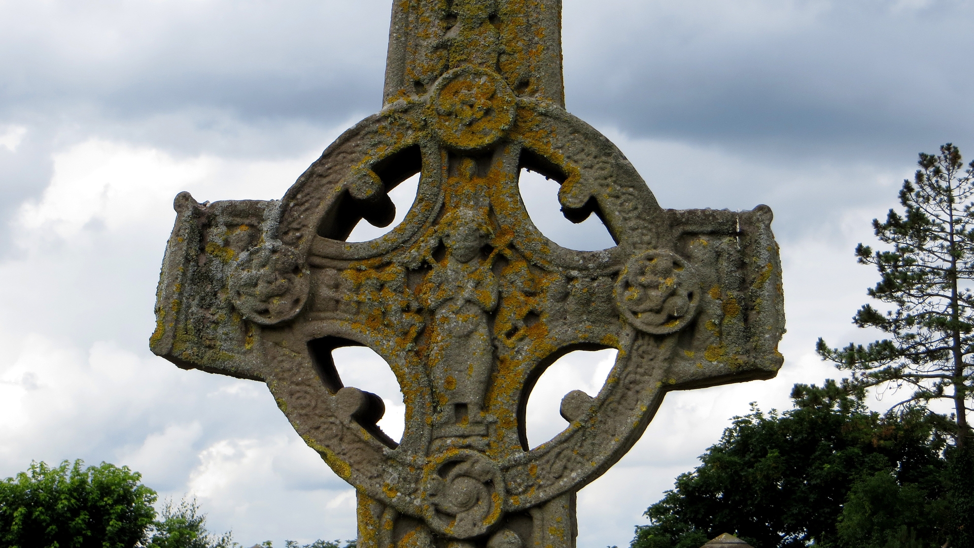 Clonmacnoise Cross Ireland Monastery 1920x1080