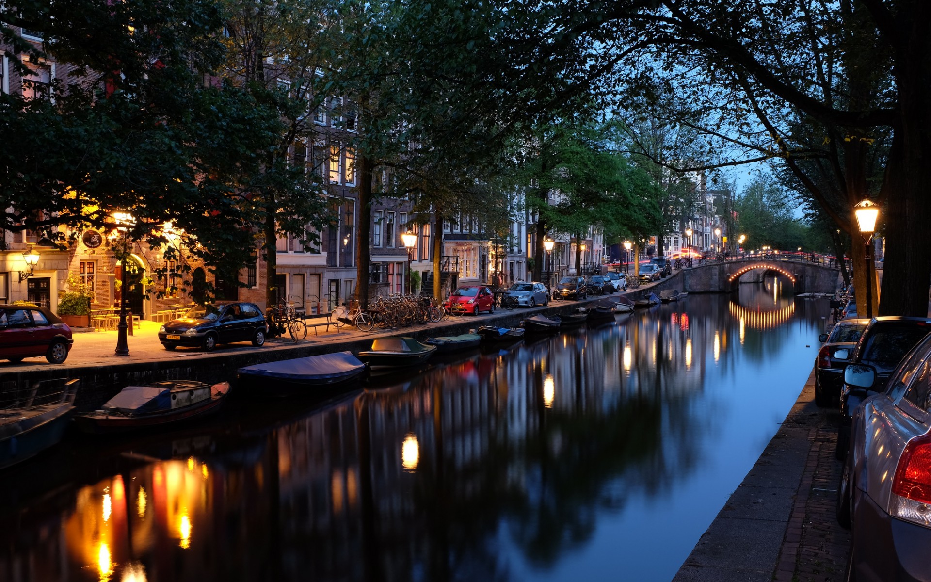 Amsterdam City Light Netherlands Night Reflection River 1920x1200