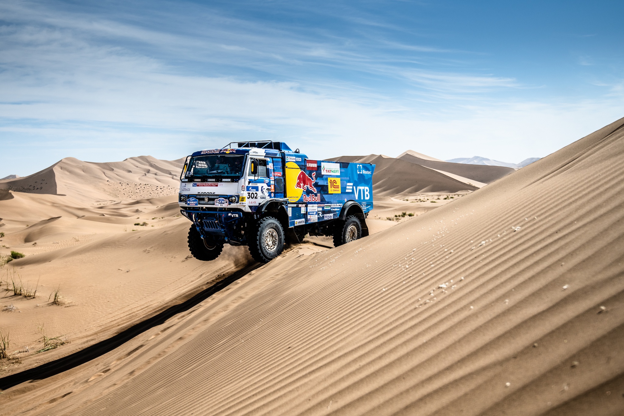 Desert Kamaz Rallying Red Bull Sand Truck Vehicle 2048x1365