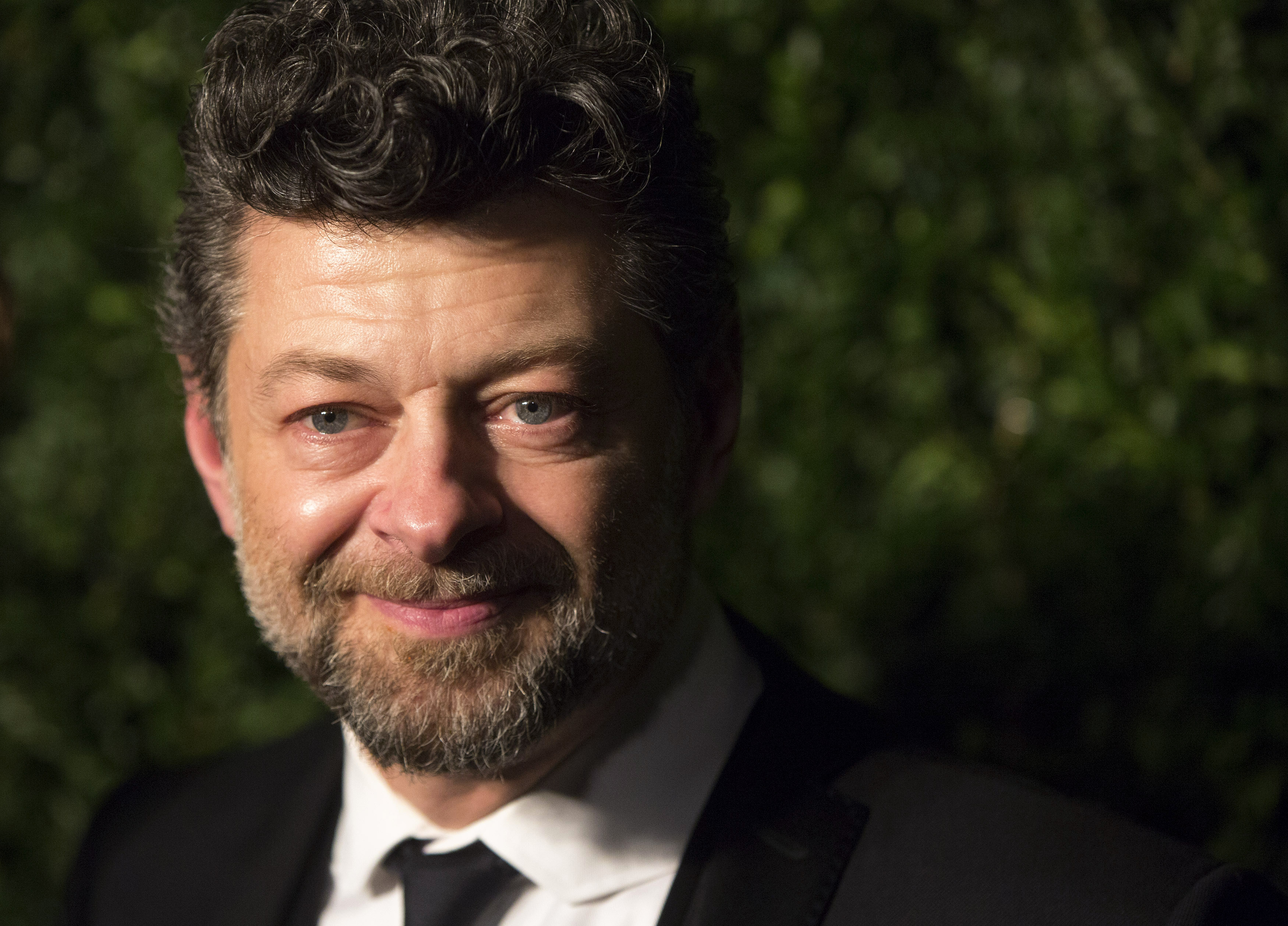 Andy Serkis 3500x2516