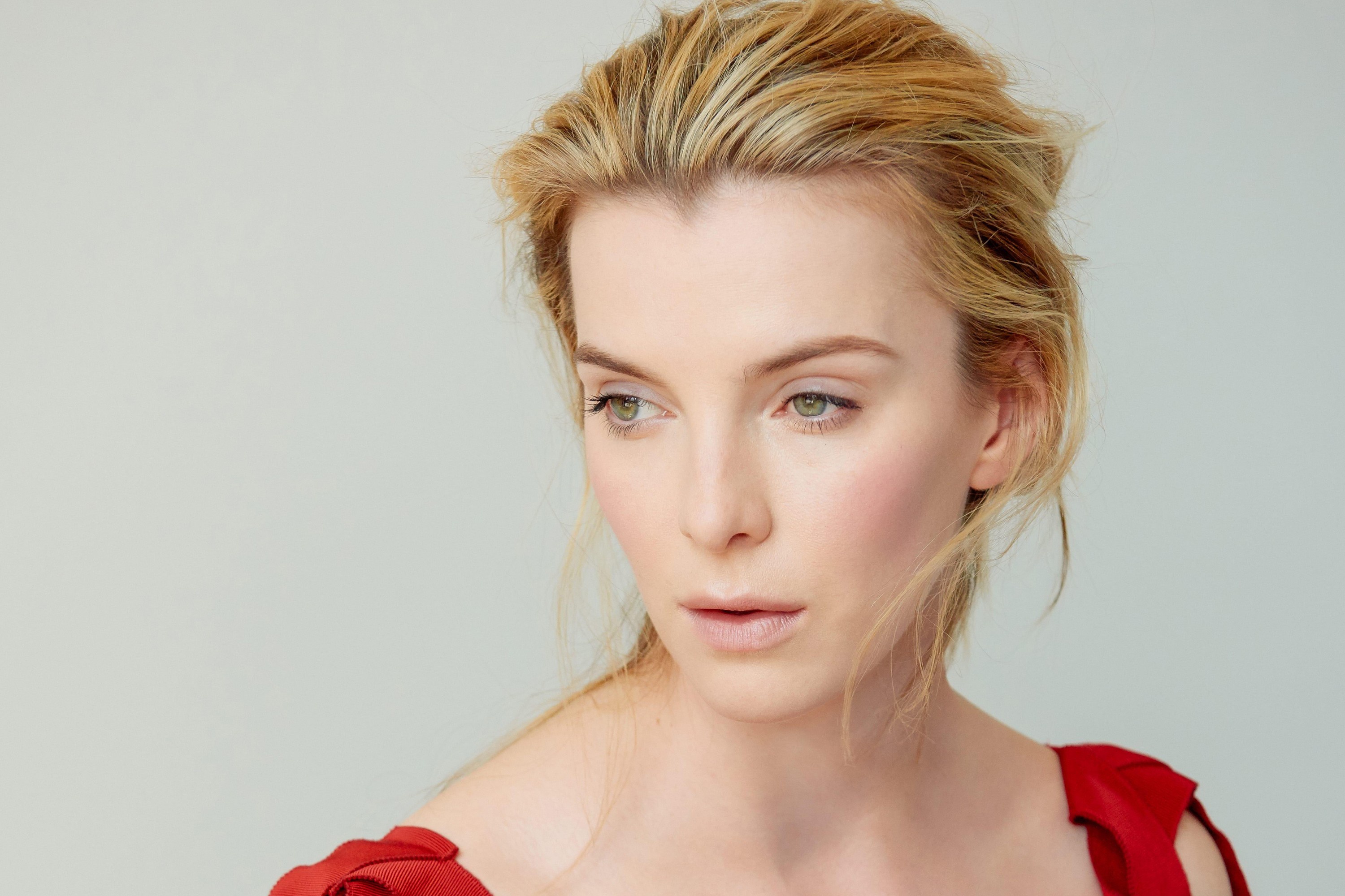Actress American Betty Gilpin Blonde Face Green Eyes 3000x2000