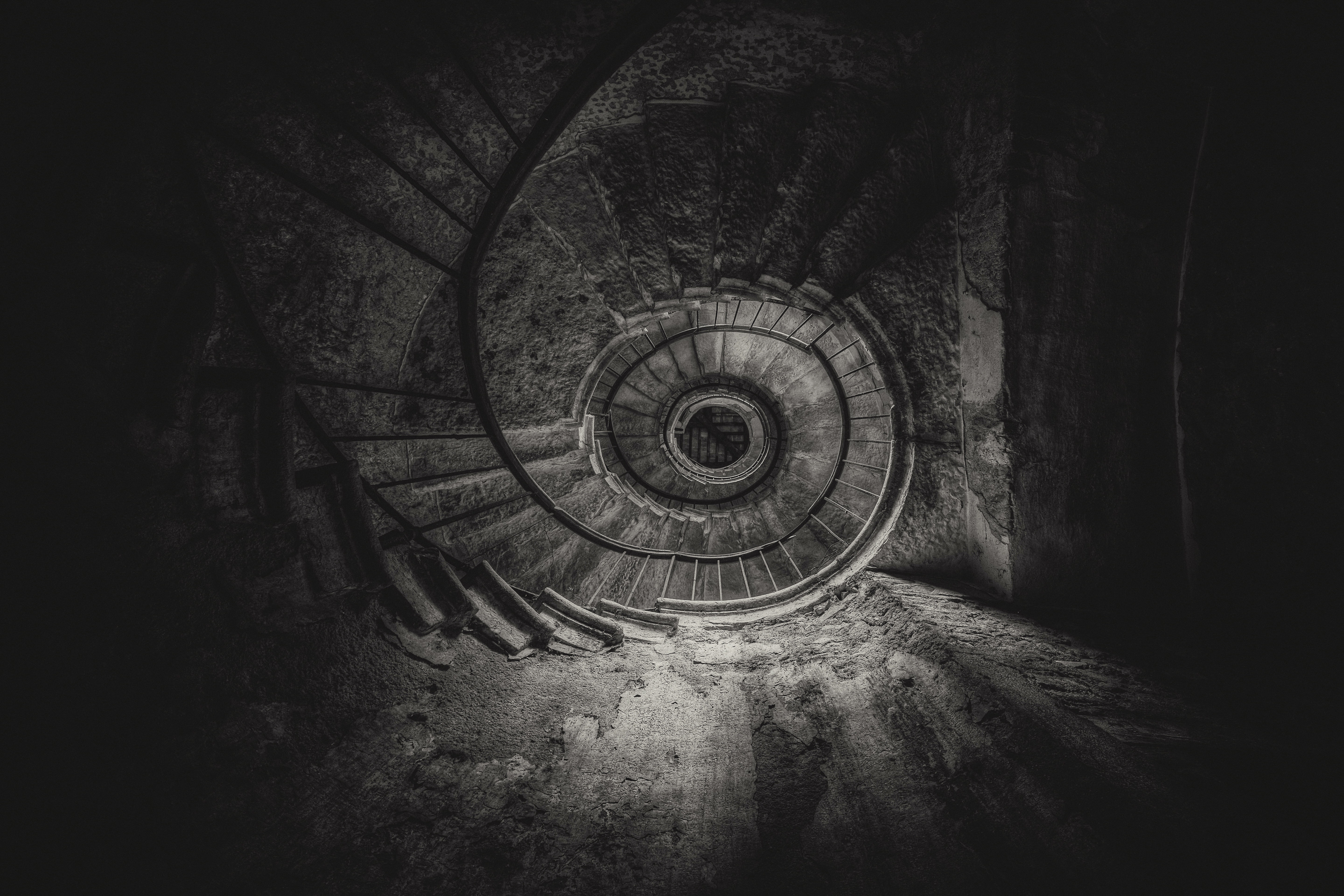 Black Amp White Spiral Staircase Stairs 5760x3840
