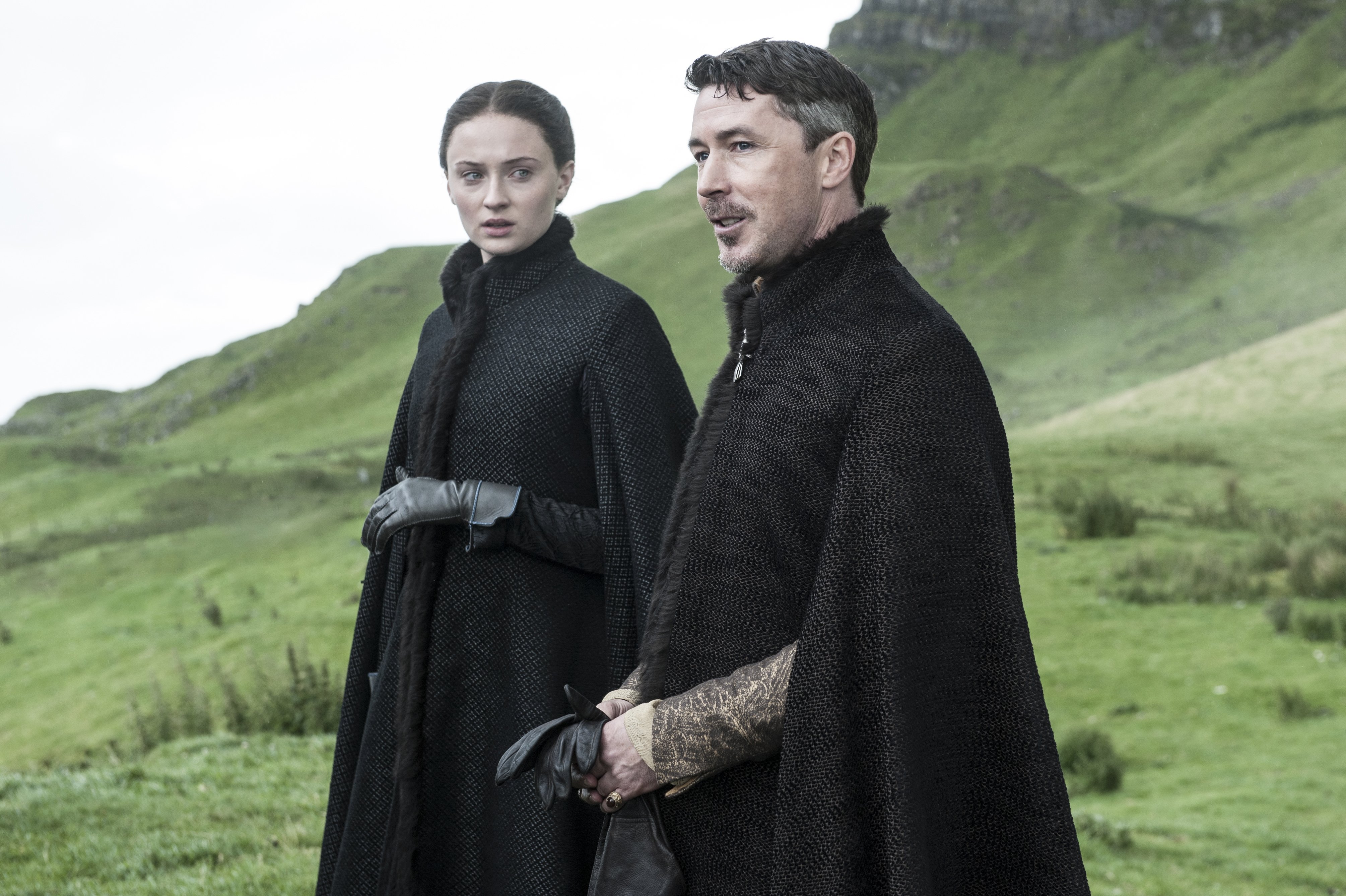 Aidan Gillen Petyr Baelish Sansa Stark Sophie Turner 4018x2674