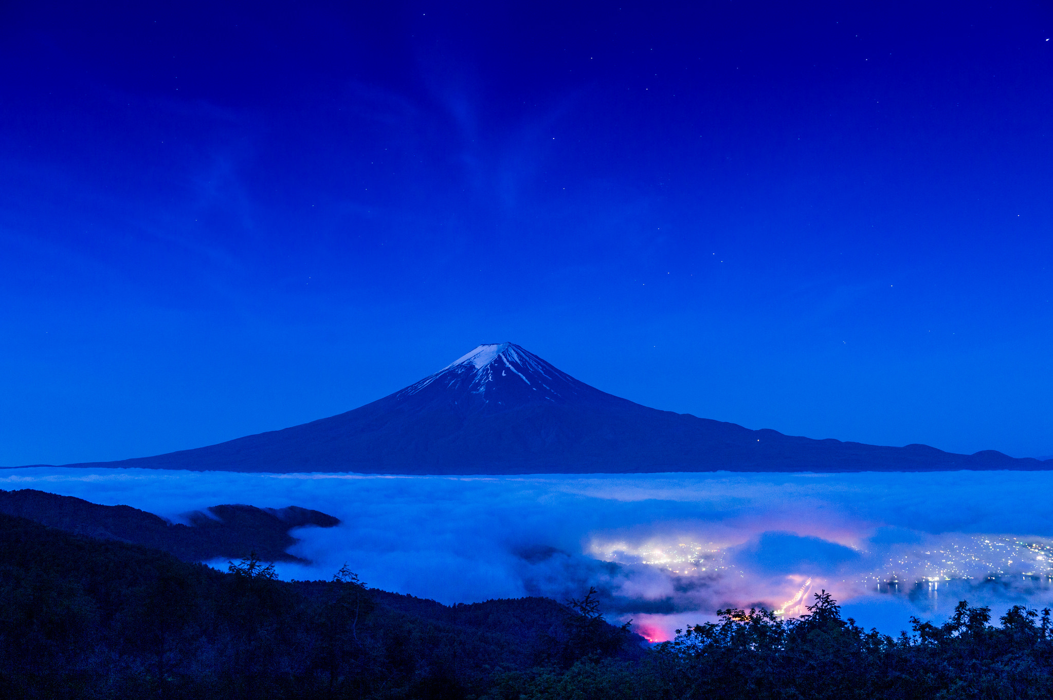 Fog Japan Landscape Light Mount Fuji Mountain Night Volcano 2048x1363