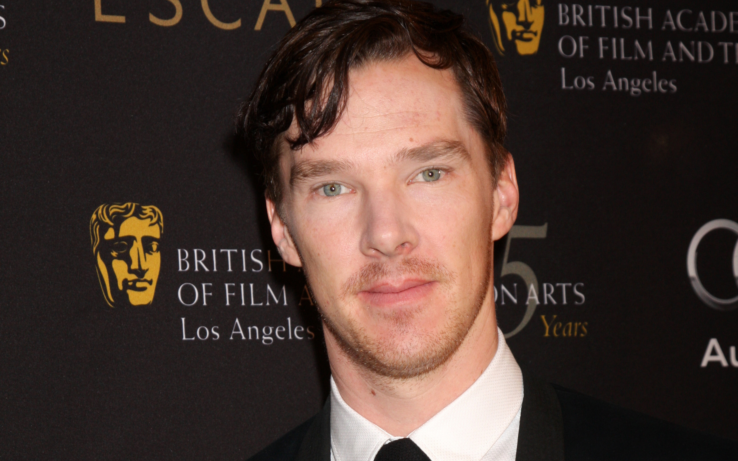Actor Benedict Cumberbatch English 2560x1600