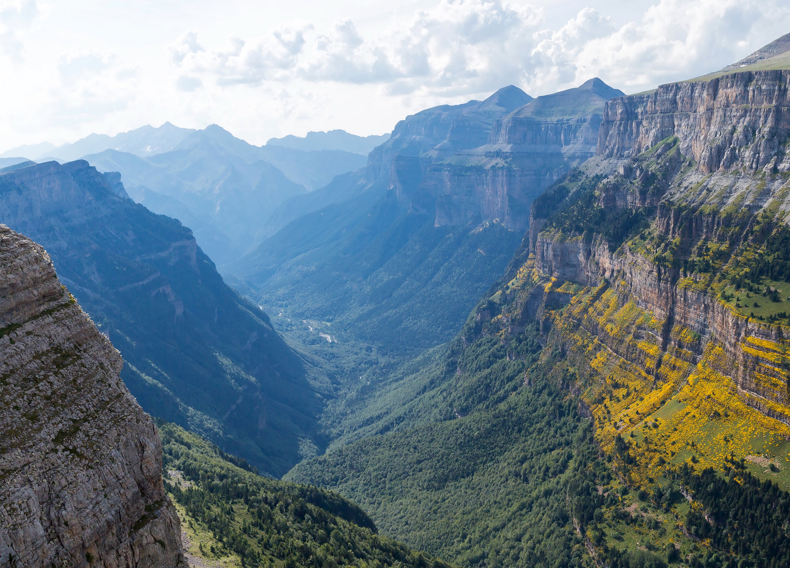 Cliff Landscape Mountain Nature Valley 2560x1840