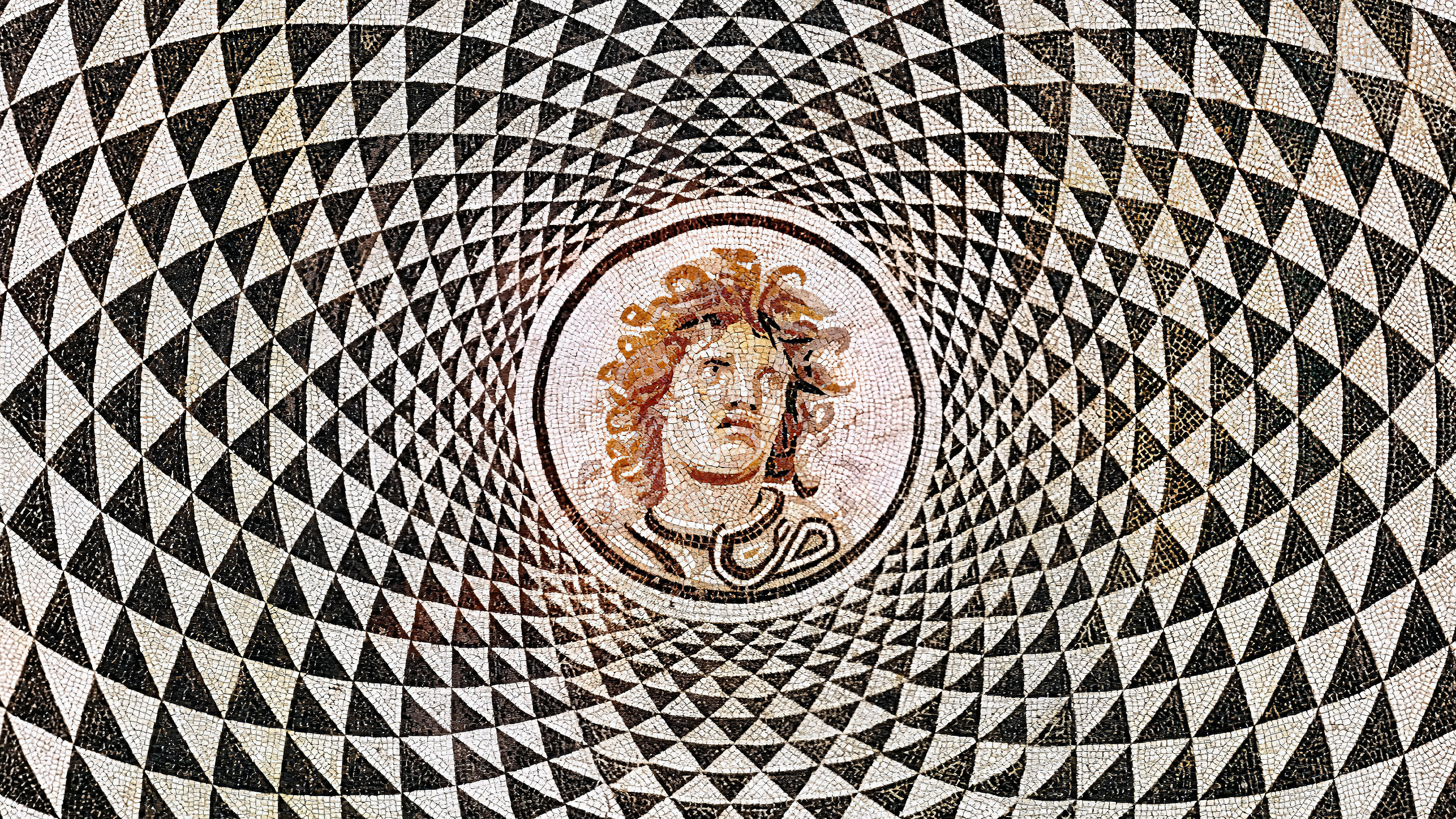 Rome Mosaic Medusa Classic Art 6000x3375