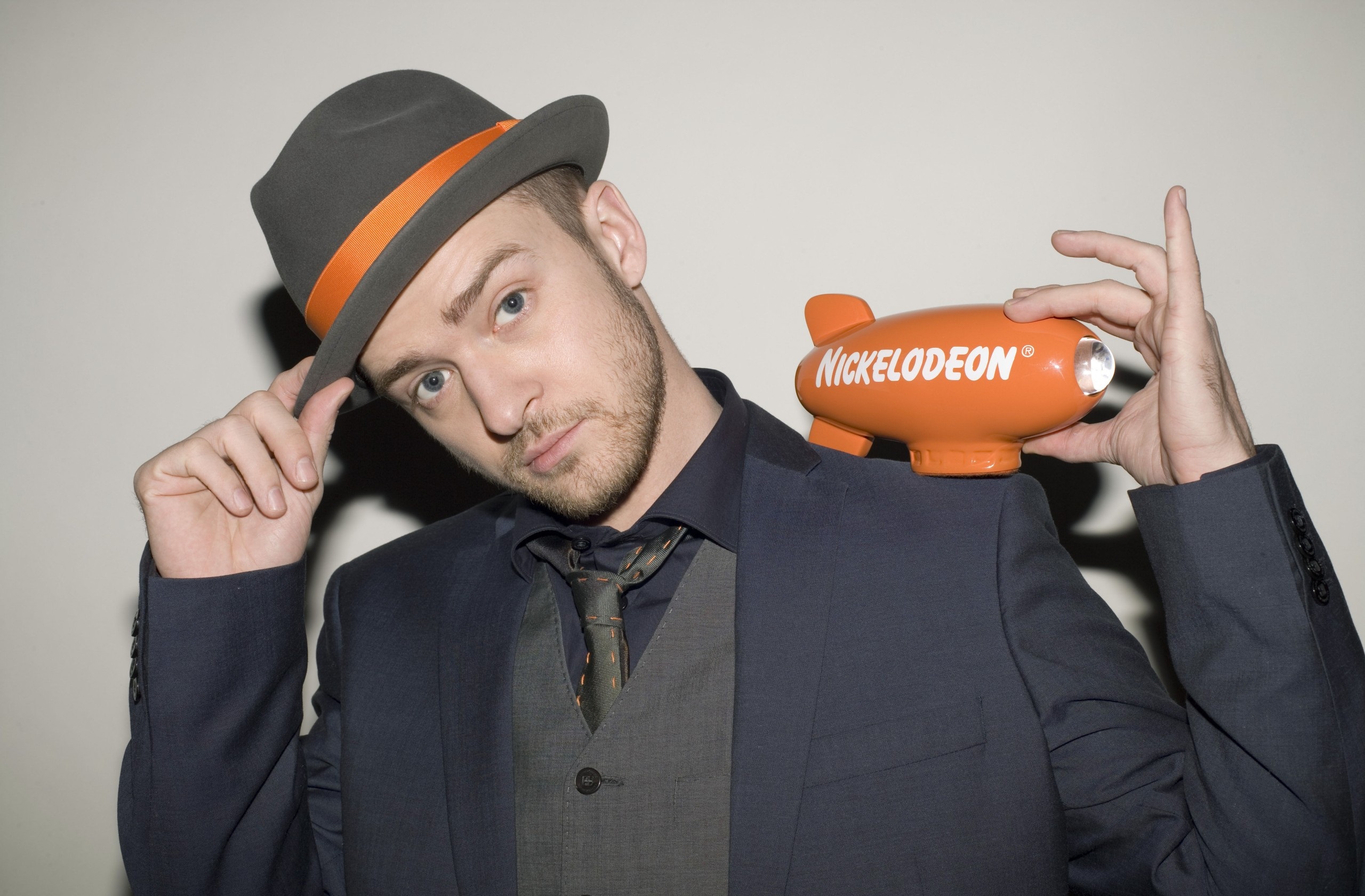 American Blue Eyes Hat Justin Timberlake Nickelodeon Singer Suit 2560x1680
