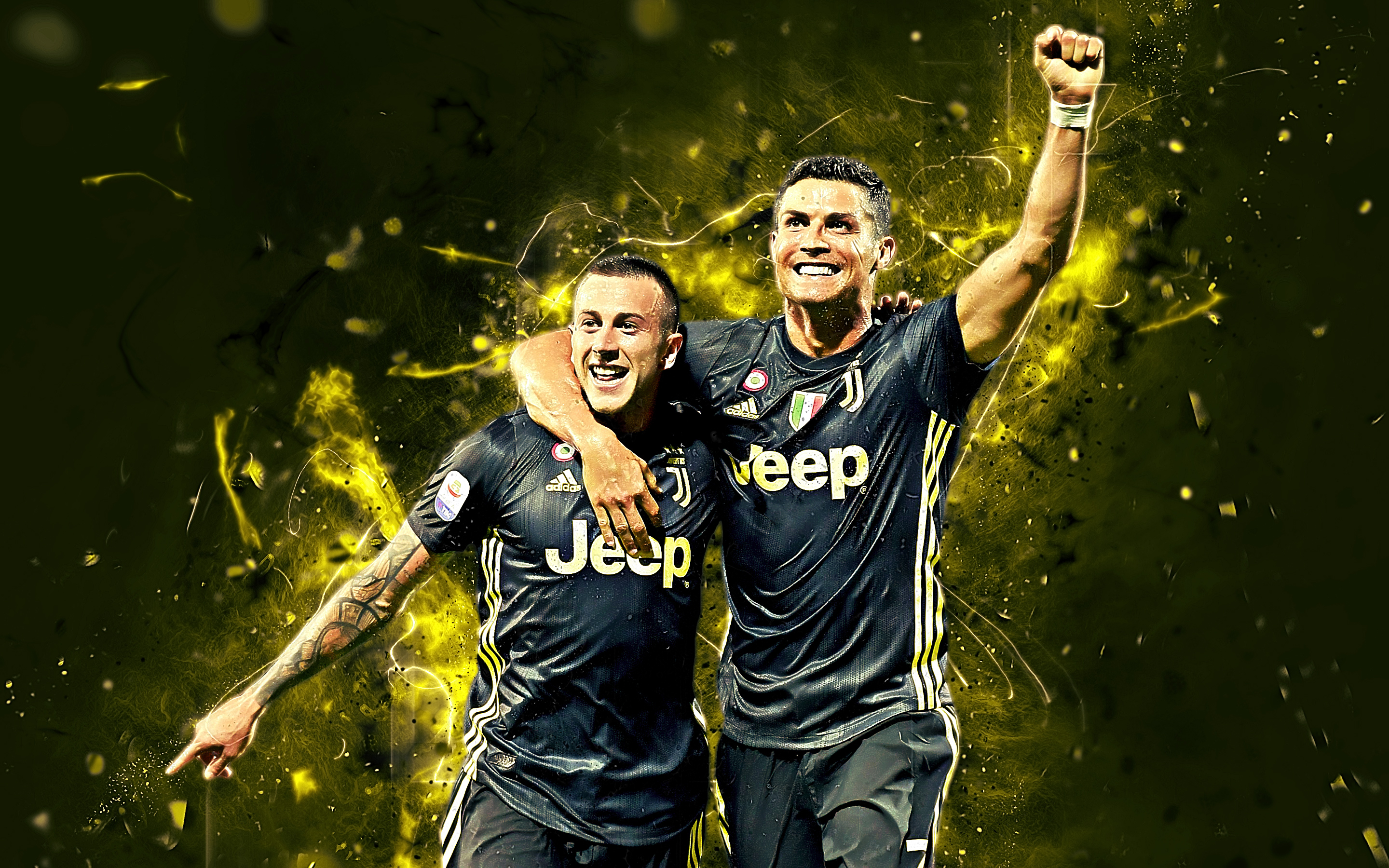 Cristiano Ronaldo Federico Bernardeschi Juventus F C 2880x1800