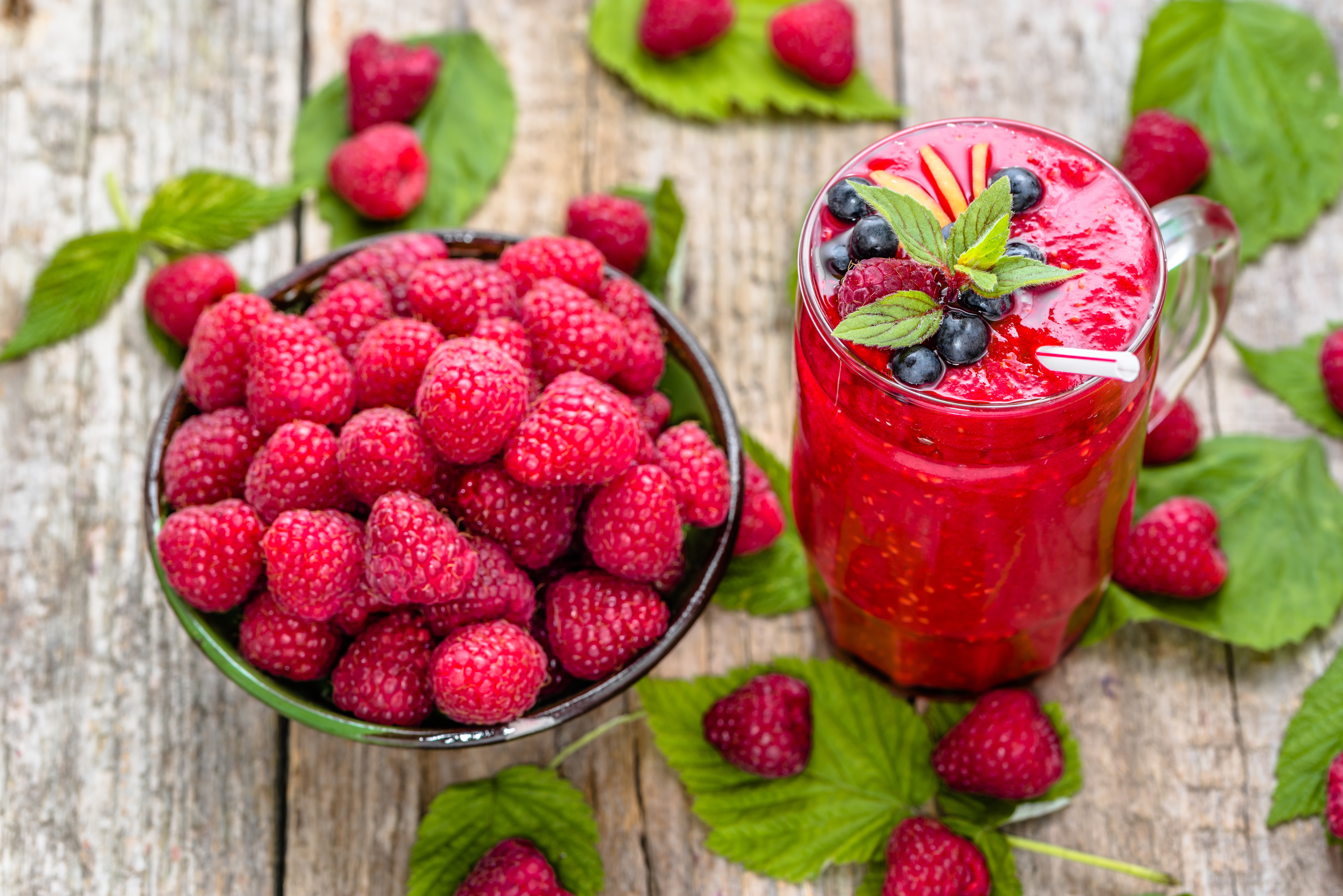 Berry Drink Fruit Glass Raspberry Smoothie Still Life 8000x5340