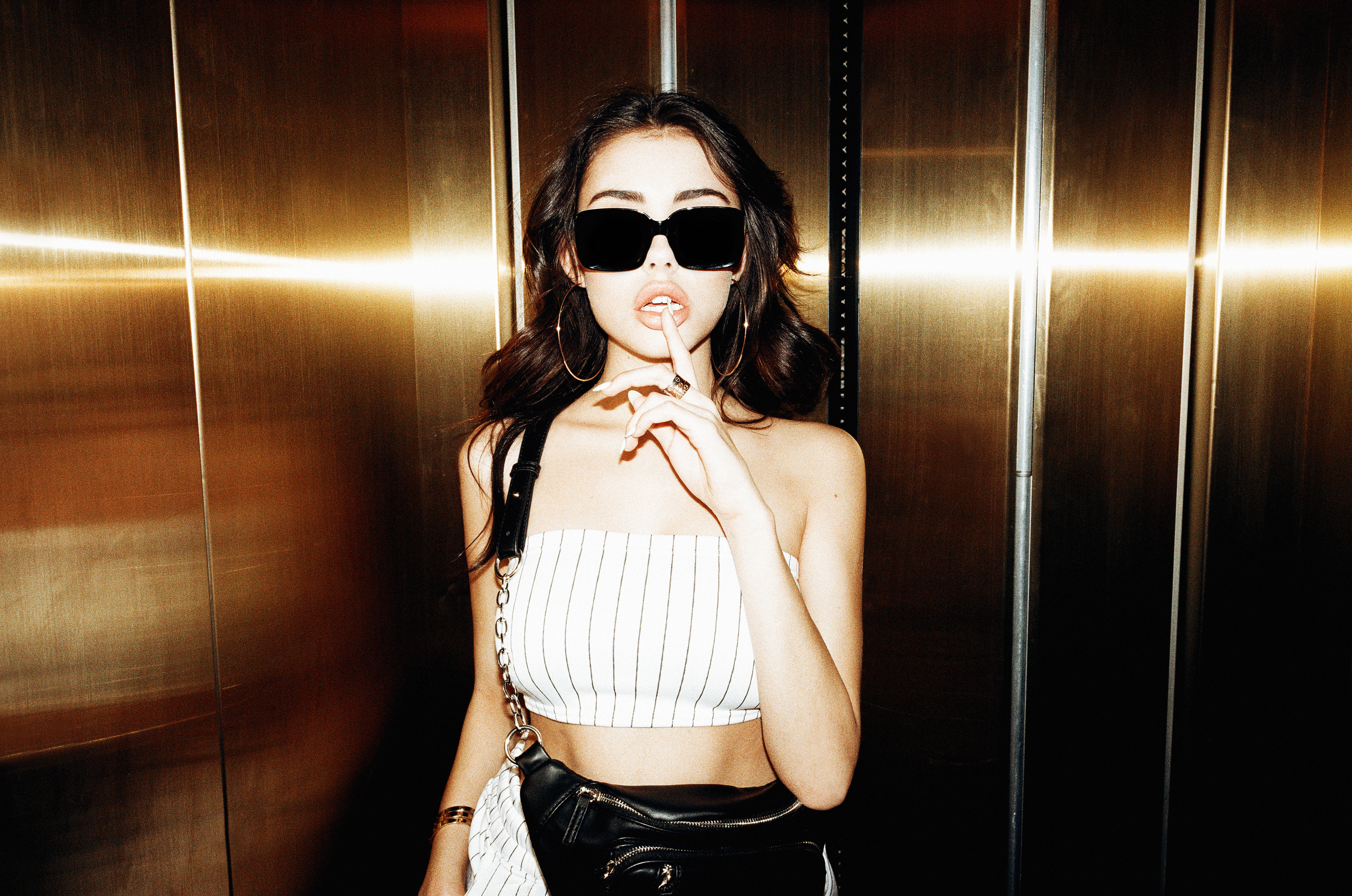 American Madison Beer Singer Sunglasses 6048x4011