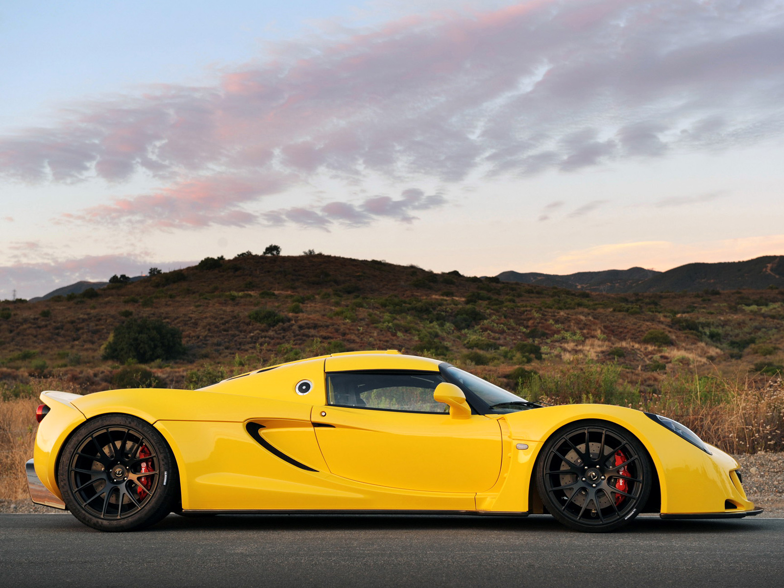 Car Hennessey Venom Gt Supercar Vehicle 1600x1200