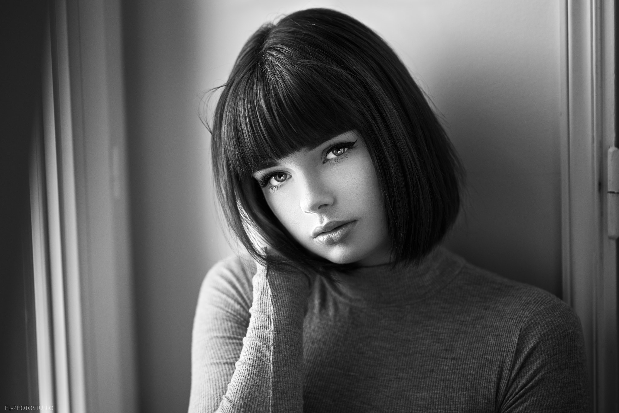 Black Amp White French Girl Marie Grippon Model Monochrome Short Hair 2048x1367