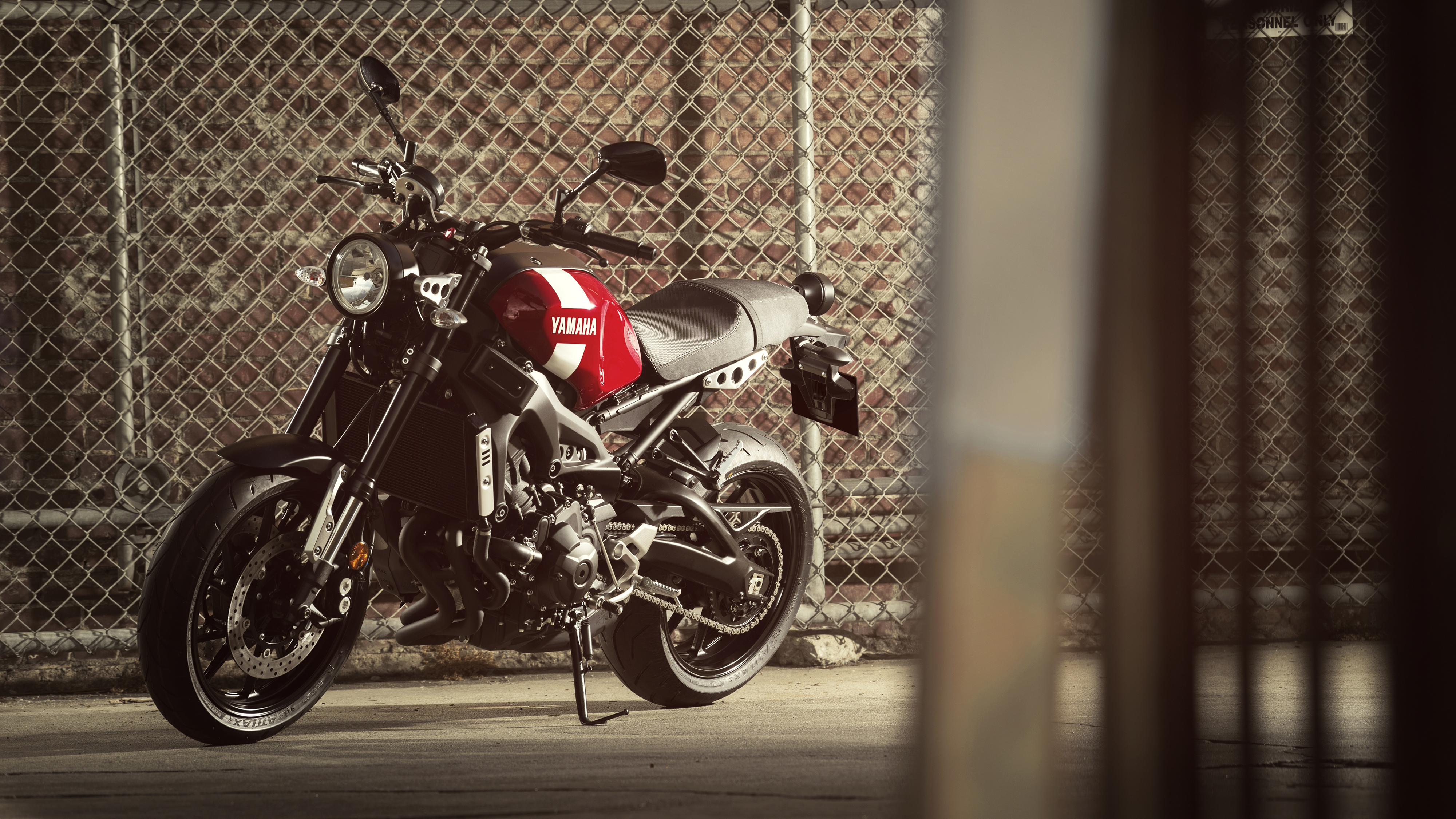 Motorcycle 4000x2250