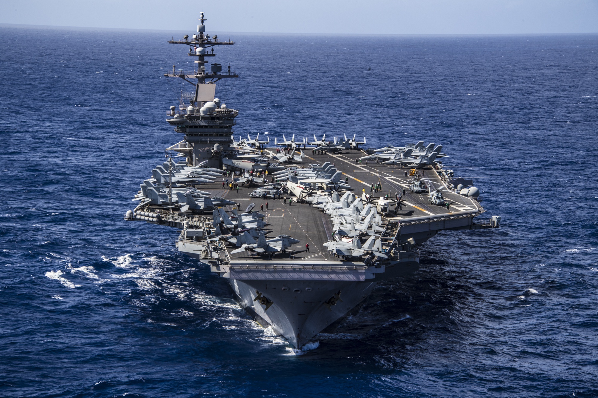 Aircraft Carrier Jet Fighter Uss Carl Vinson Cvn 70 Warship 2000x1333