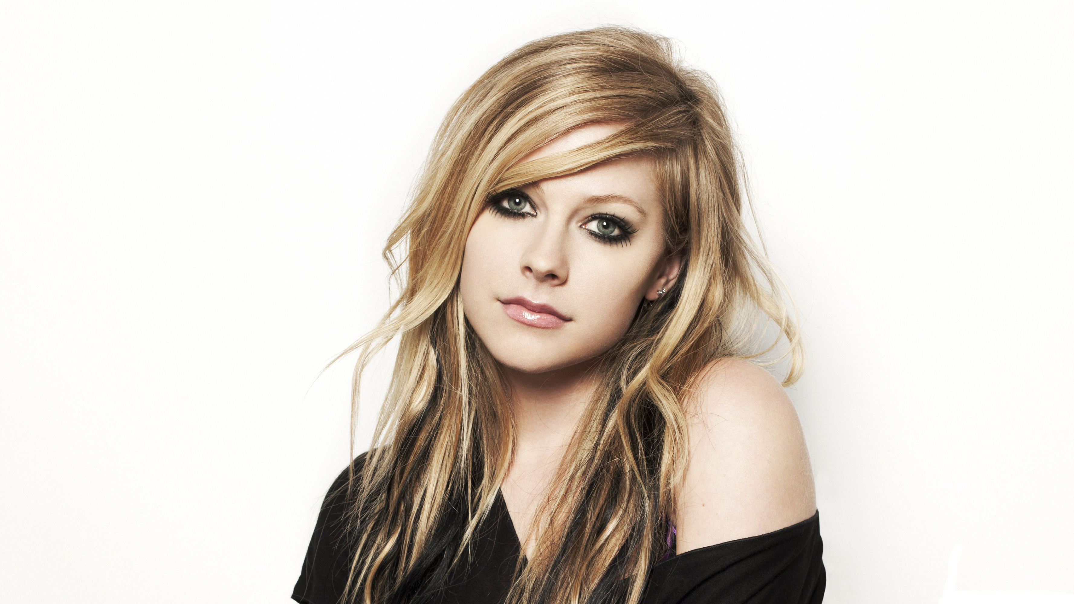Music Avril Lavigne 3554x1999