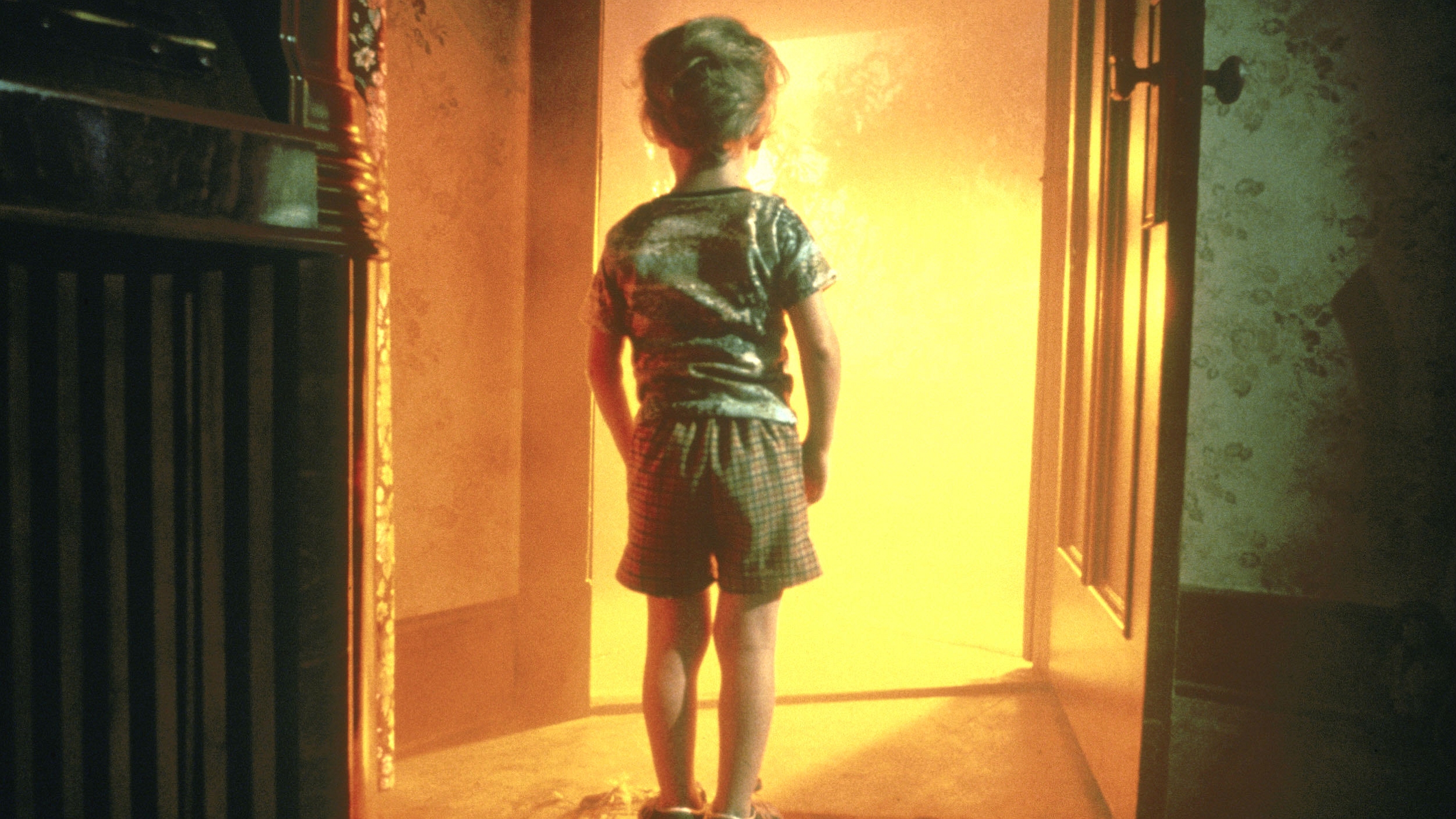 Movie Close Encounters Of The Third Kind 2500x1406