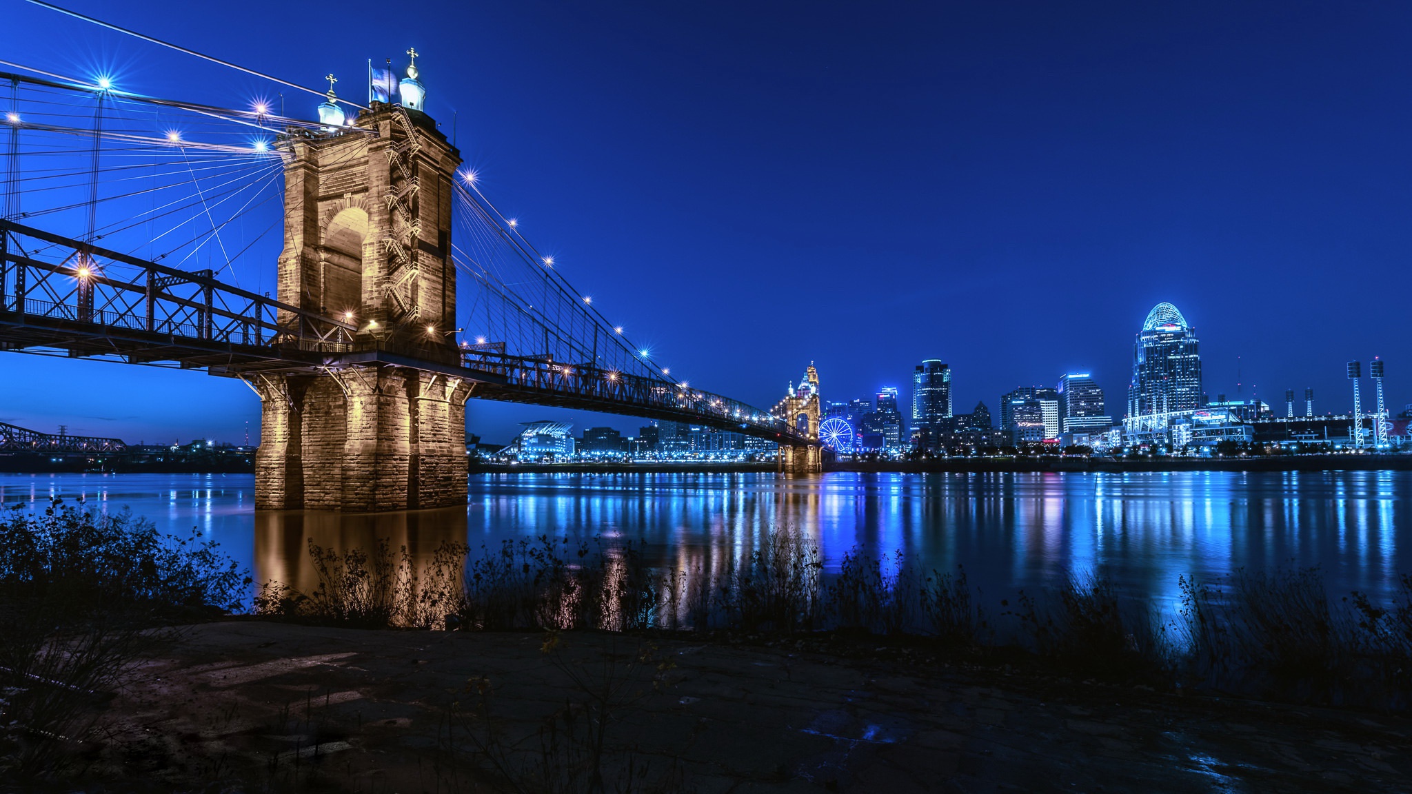 Bridge Cincinnati City John A Roebling Suspension Bridge Night Usa 2048x1152