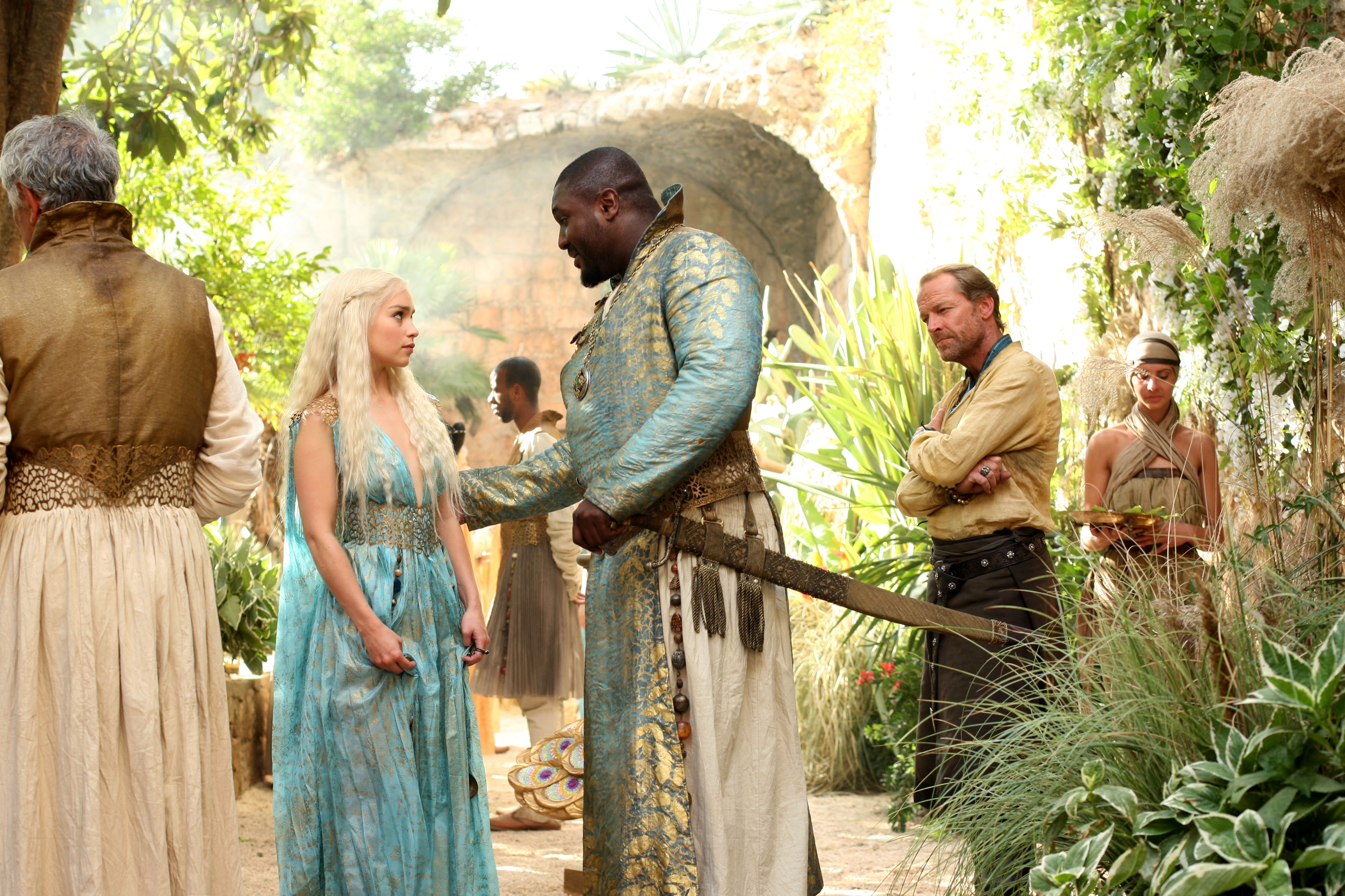 Daenerys Targaryen Emilia Clarke Game Of Thrones Iain Glen Jorah Mormont Nonso Anozie Xaro Xhoan Dax 3307x2205