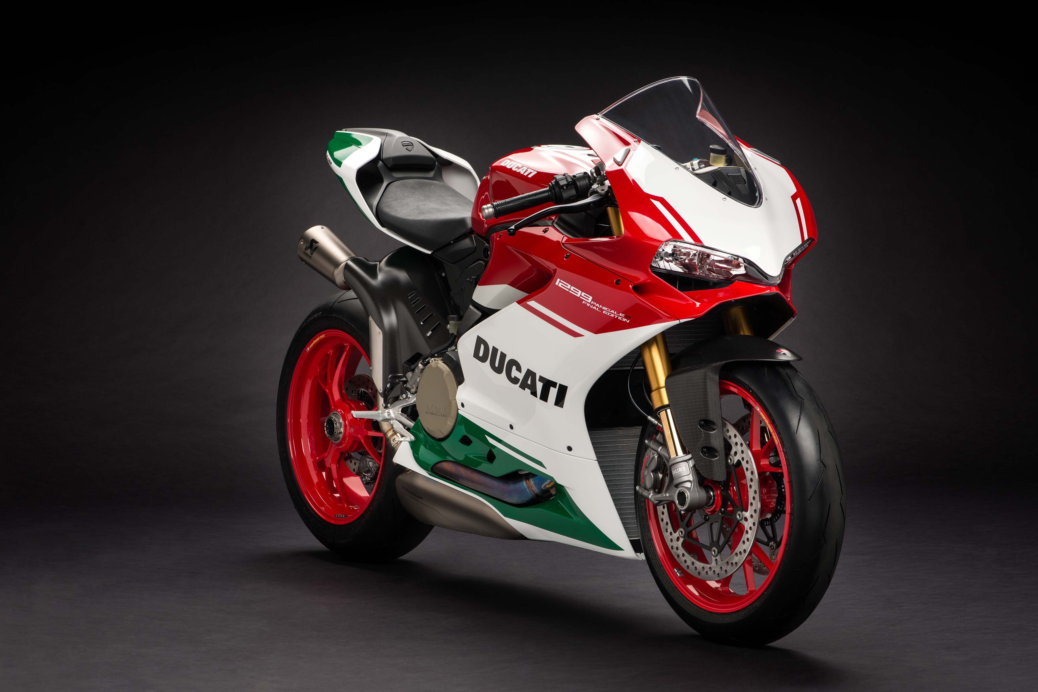 Ducati Ducati 1299 3600x2403