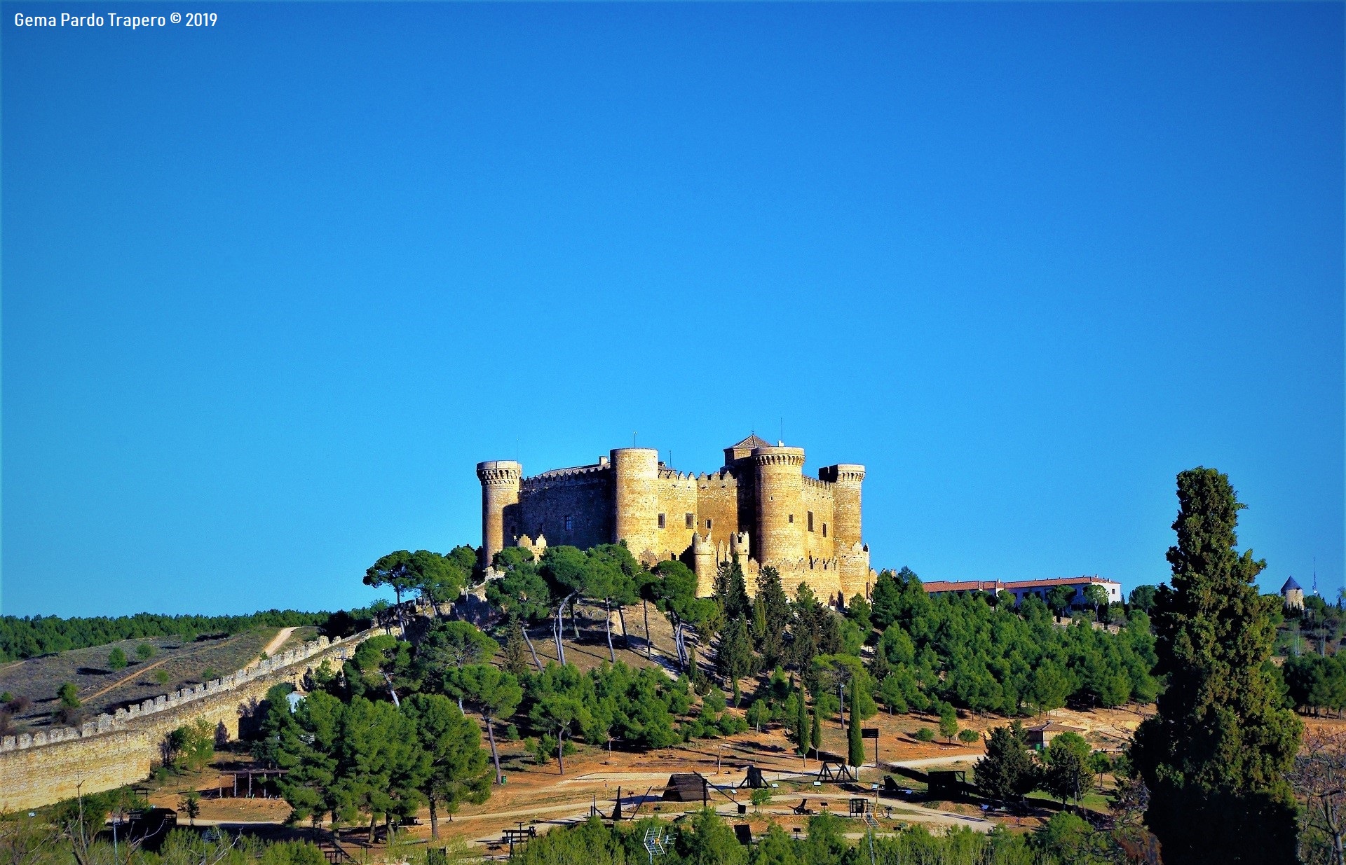 Castile La Mancha Castilla La Mancha Castle Cuenca Spain 1920x1235