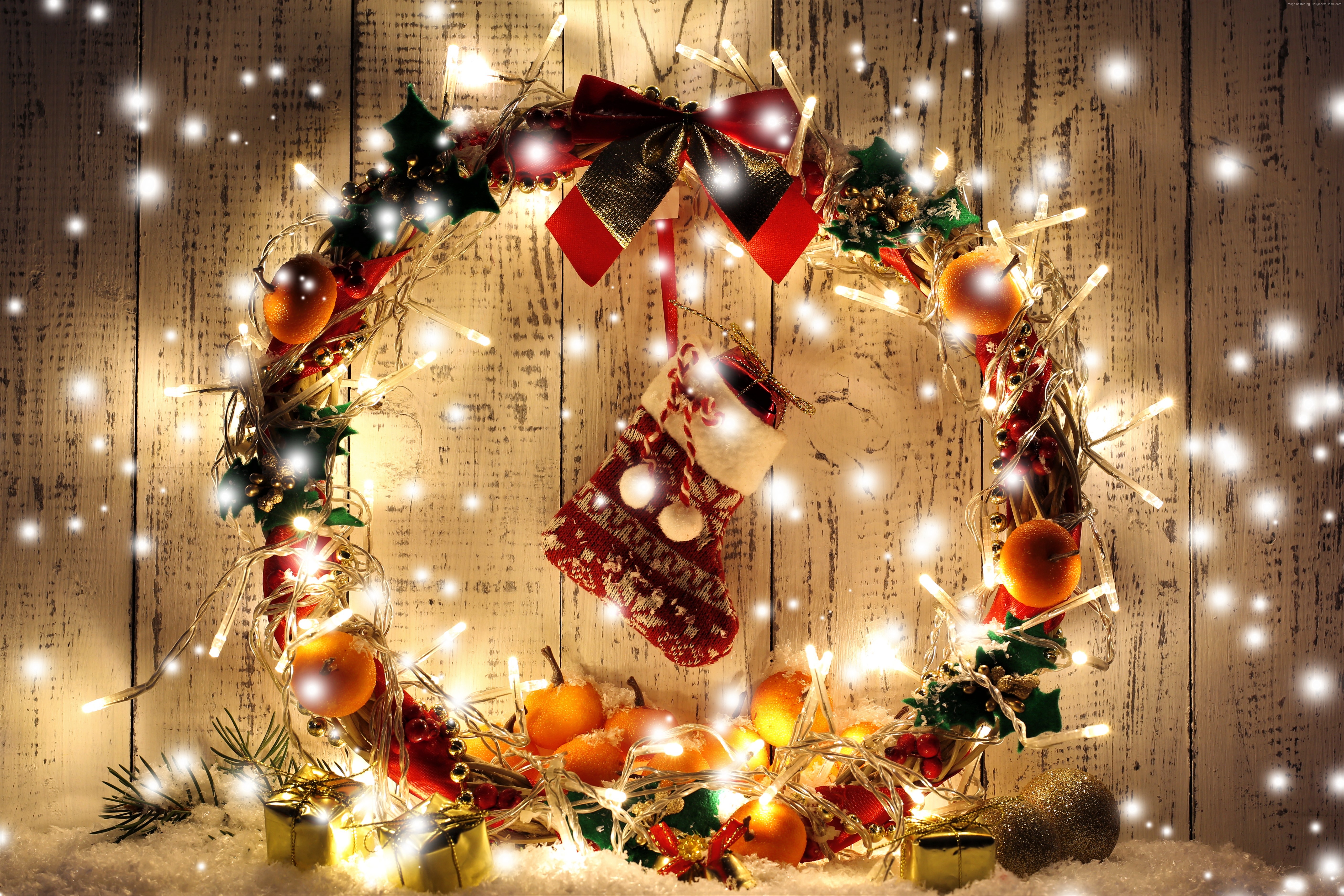Apricot Christmas Holiday Light Stocking Wreath 5631x3754