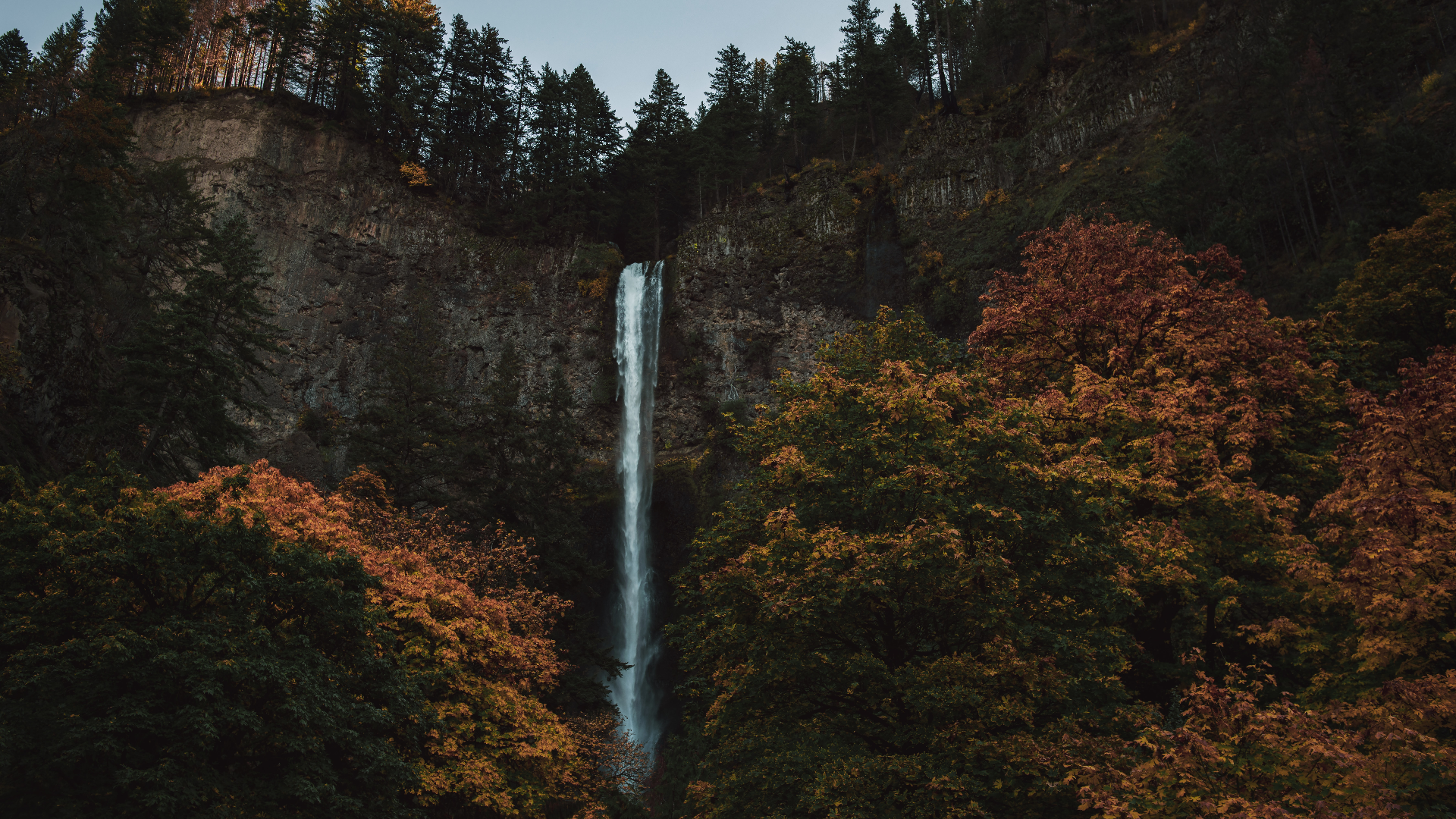 Nature Landscape Trees Forest Water Waterfall Fall Mountains Sky Multnomah Falls Oregon USA 1920x1080