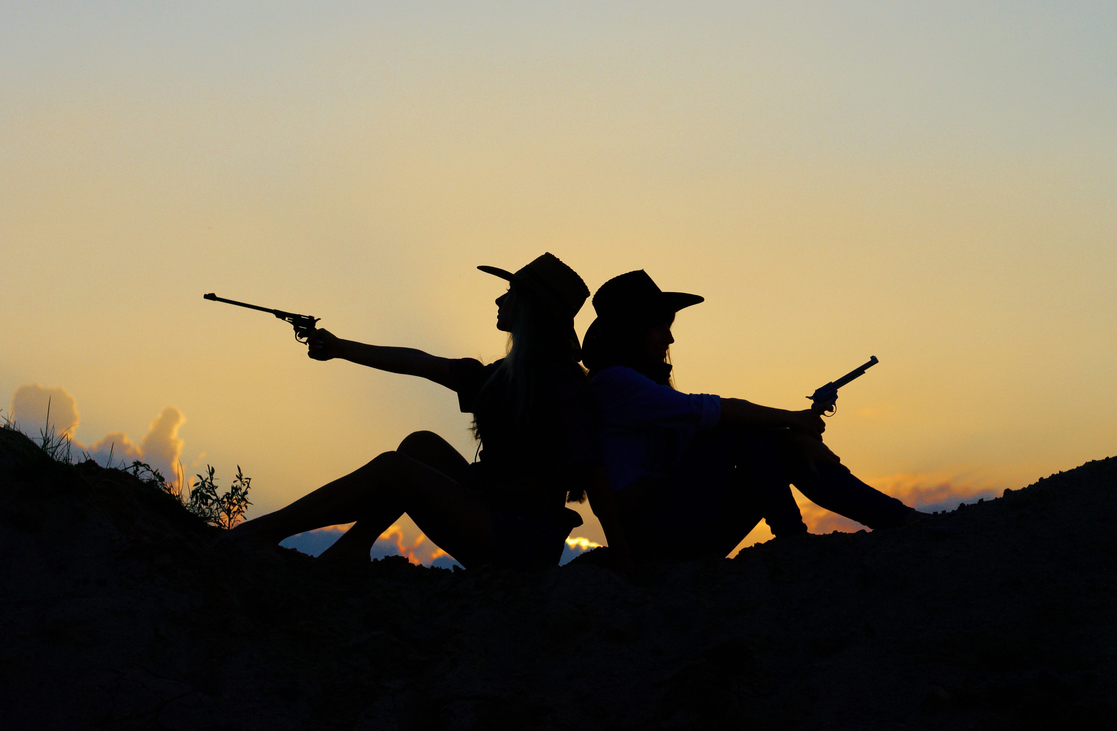 Cowgirl Girls Amp Guns Silhouette Woman 3774x2470