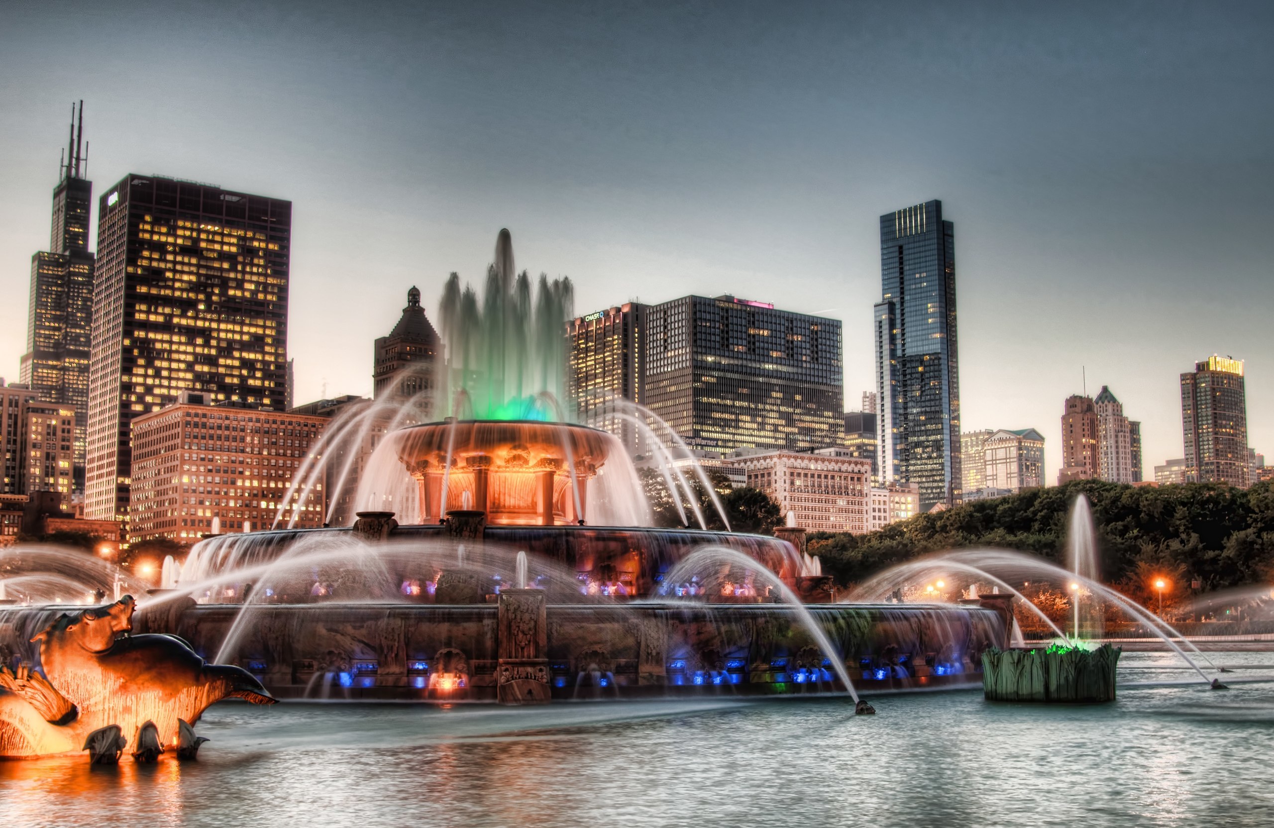 Building Chicago City Fountain Water 2560x1664