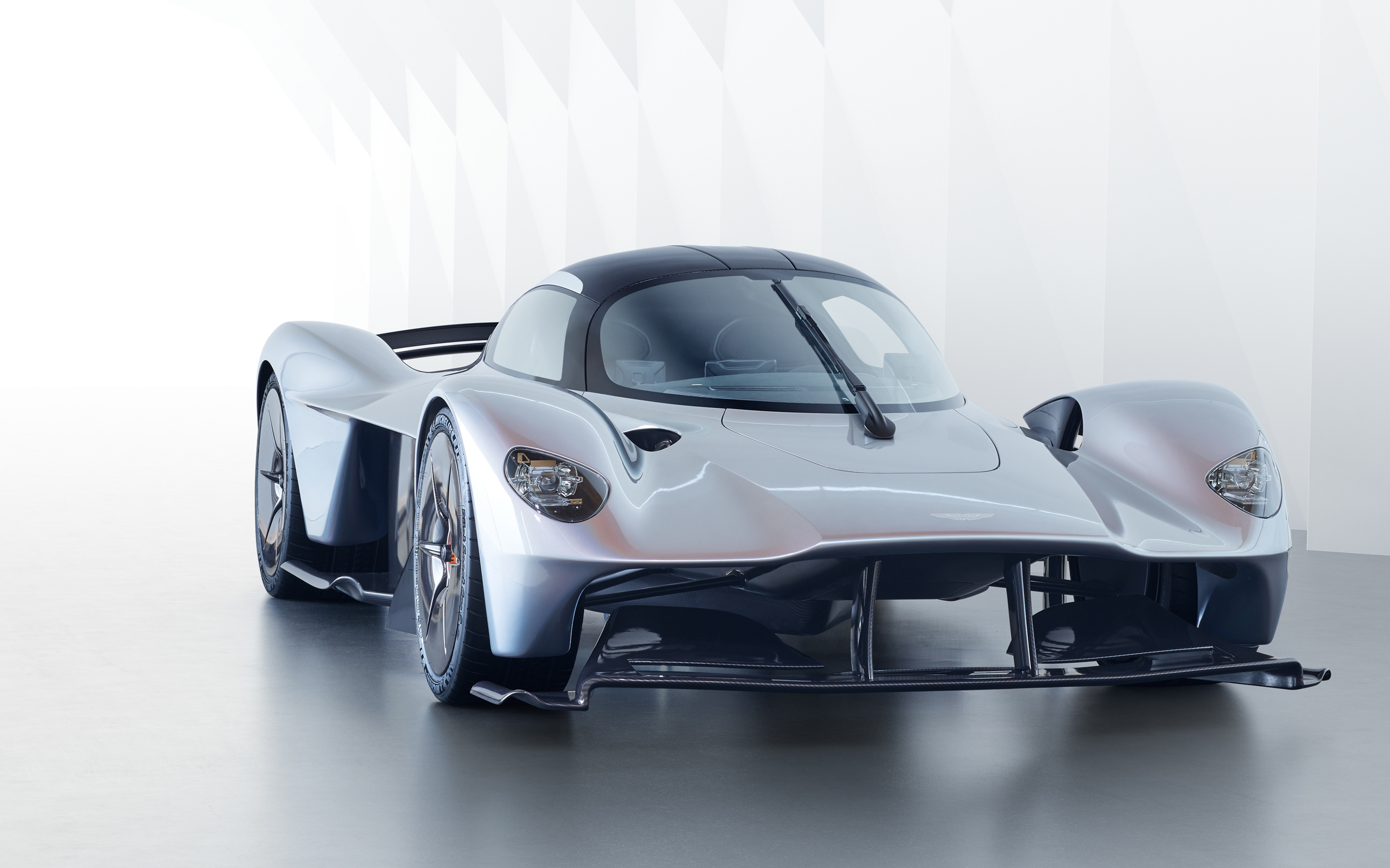 Aston Martin Aston Martin Valkyrie Car Silver Car Sport Car Supercar 2880x1800