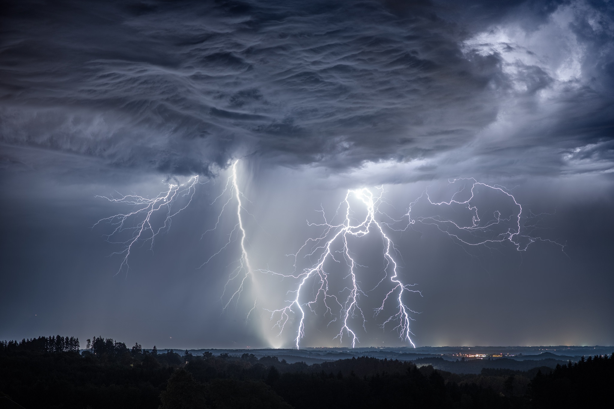Cloud Landscape Lightning Night Storm 2048x1367