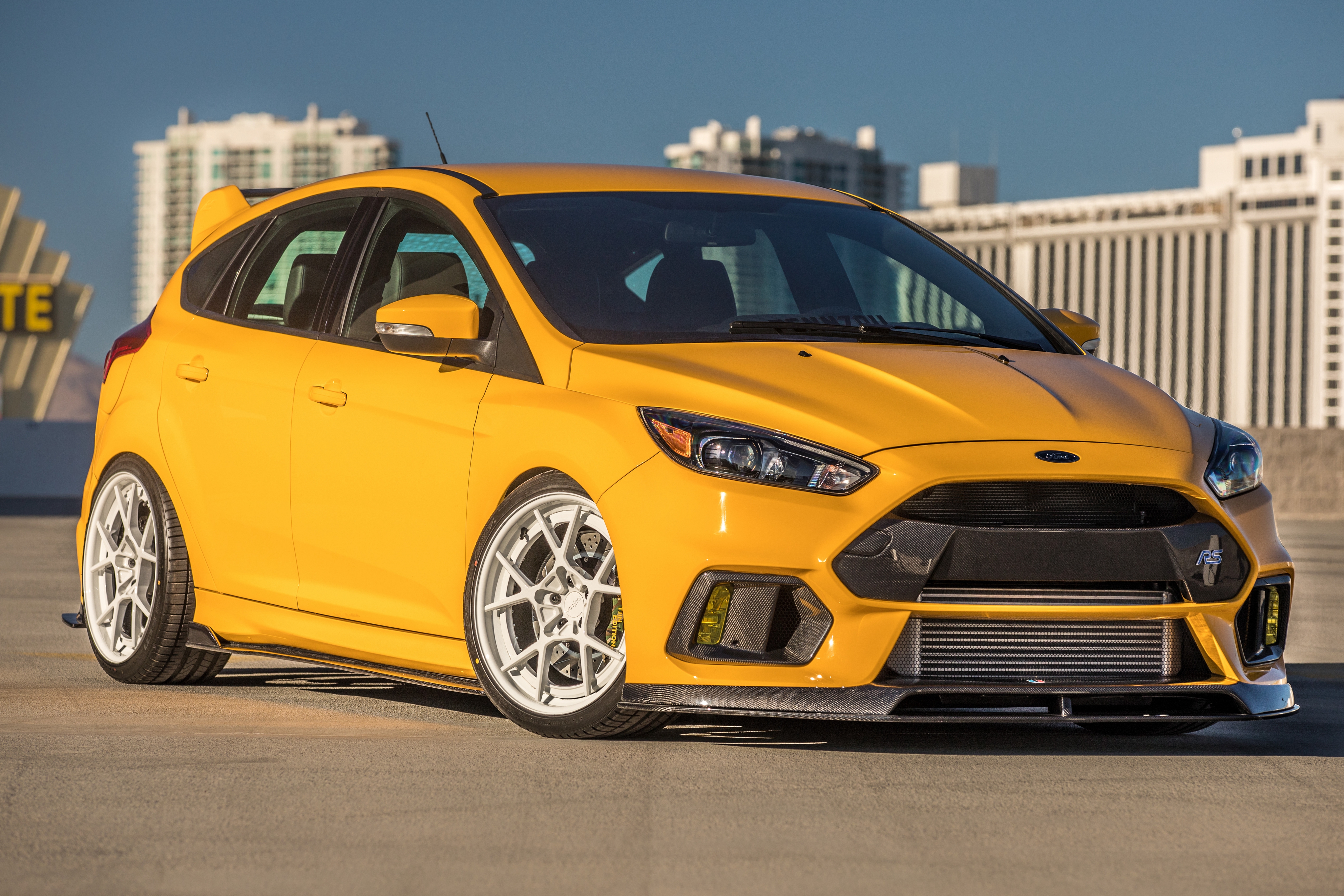 Car Compact Car Ford Ford Focus Ford Focus Rs Vehicle Yellow Car 4096x2731