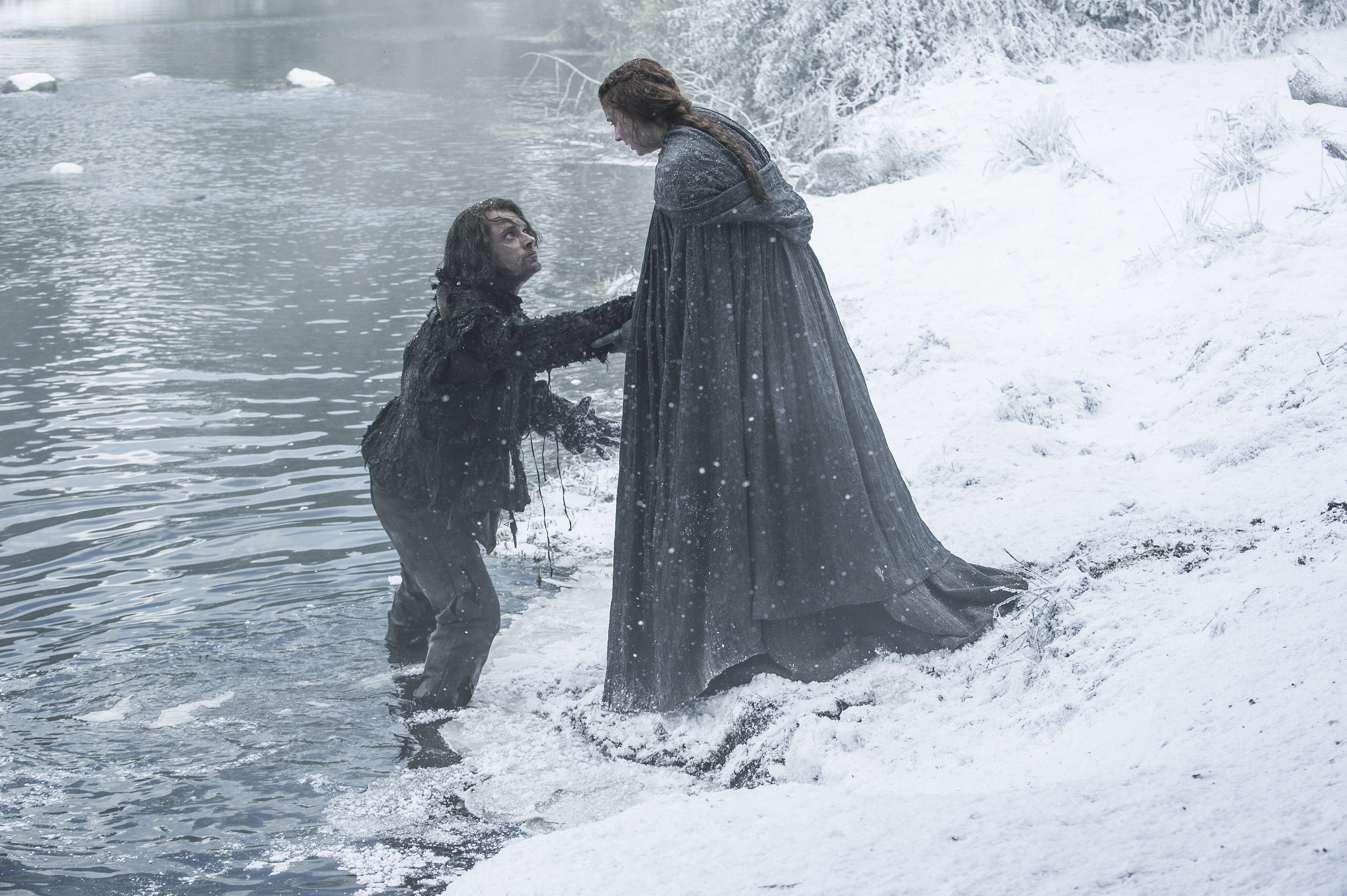 Alfie Allen Sansa Stark Sophie Turner Theon Greyjoy 4928x3280
