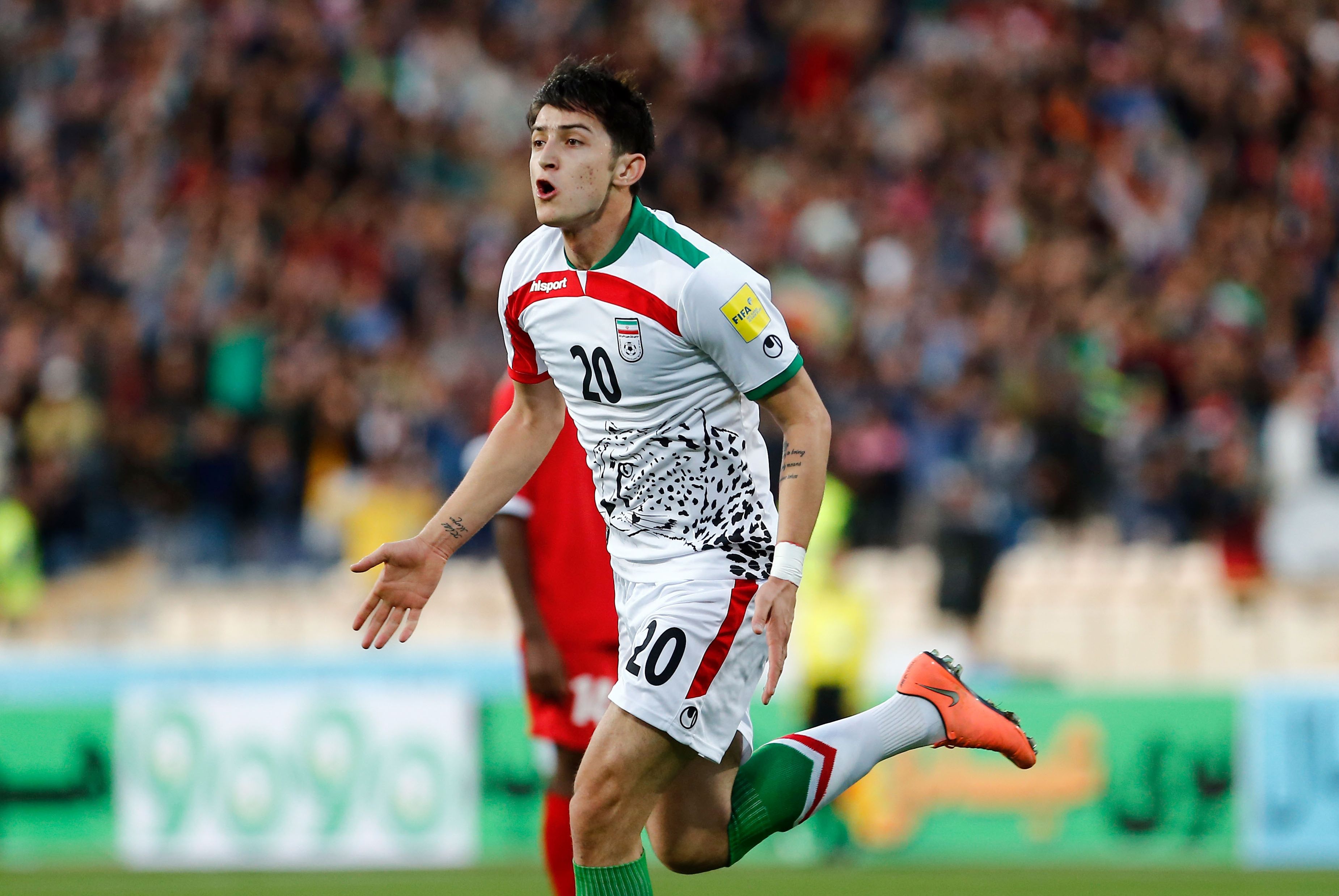 Iranian Sardar Azmoun Soccer 3700x2477
