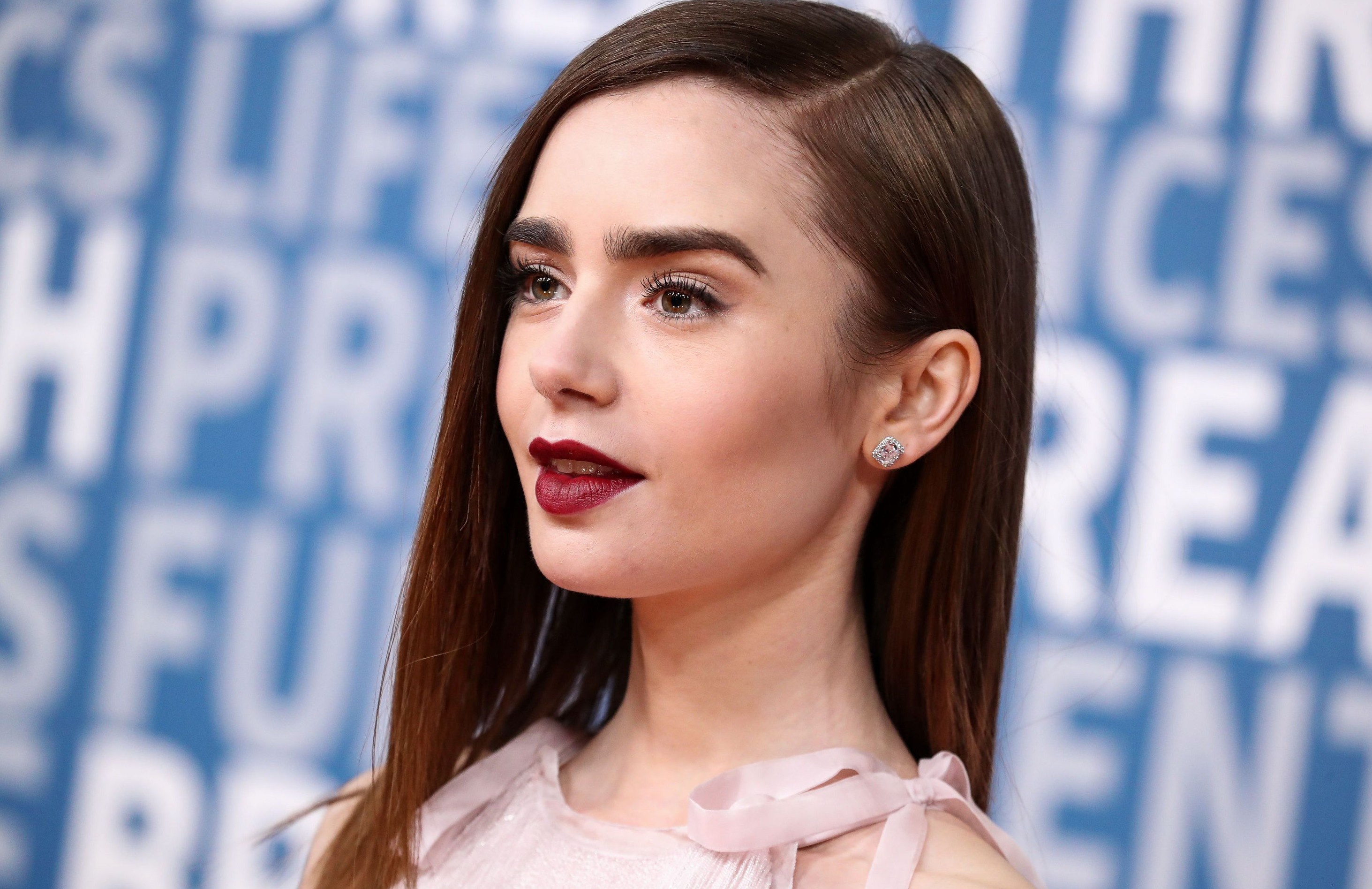 Actress Brunette English Face Lily Collins Lipstick 2926x1895