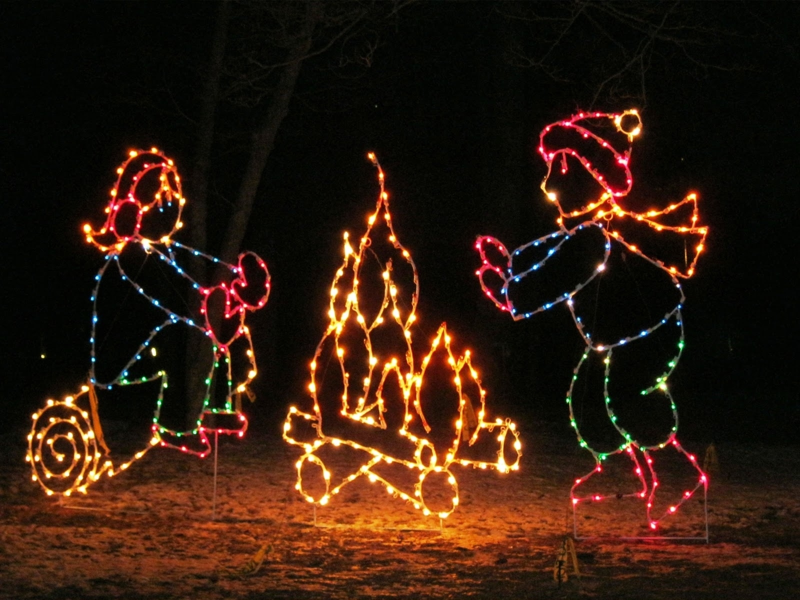 Bonfire Christmas Christmas Lights Colors Decoration Night 1600x1200