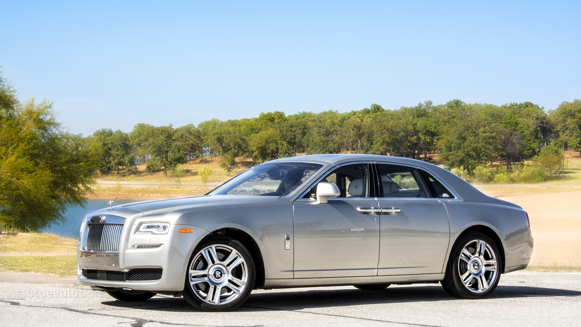 Car Luxury Car Rolls Royce Ghost Silver Car 1920x1080