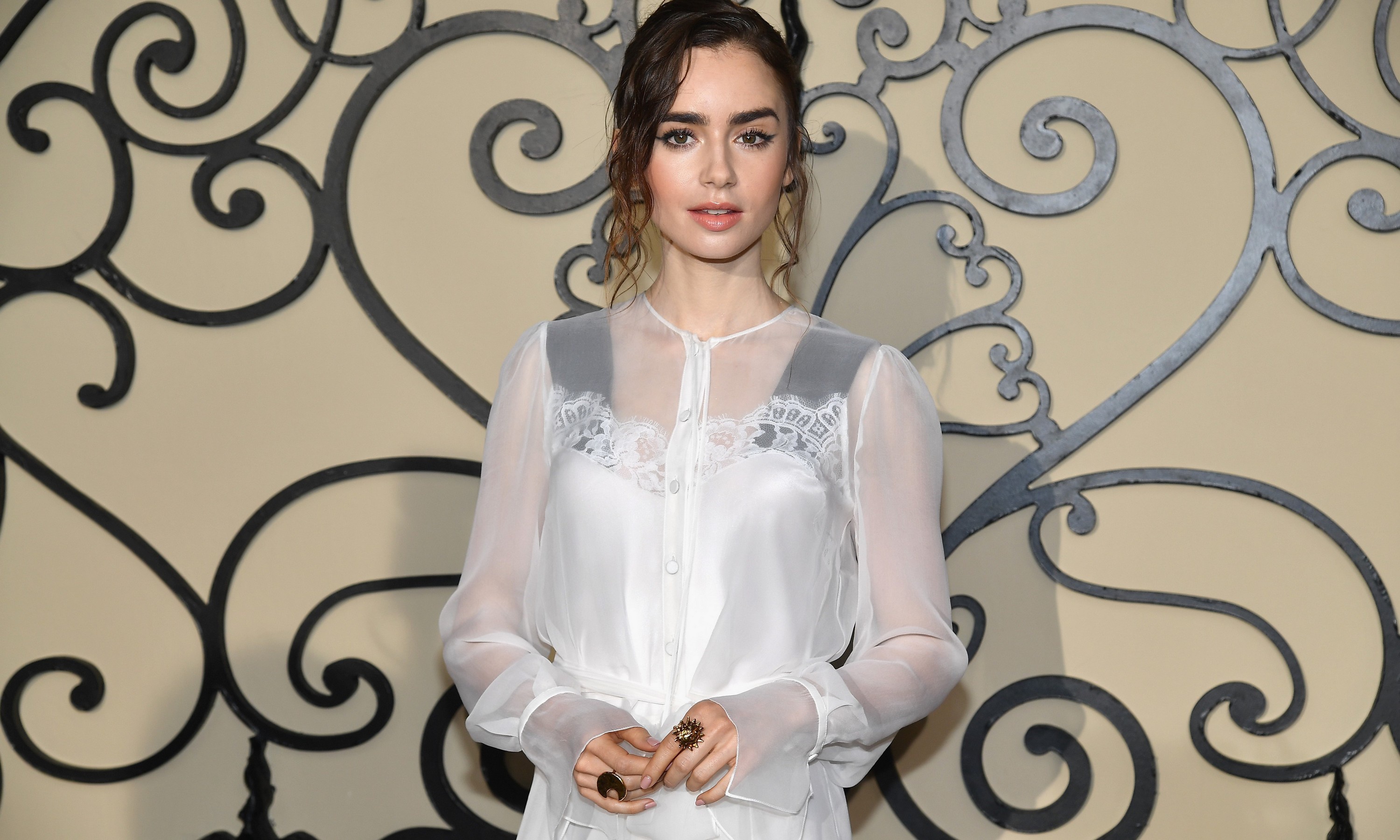 Actress Brunette English Lily Collins 3000x1800