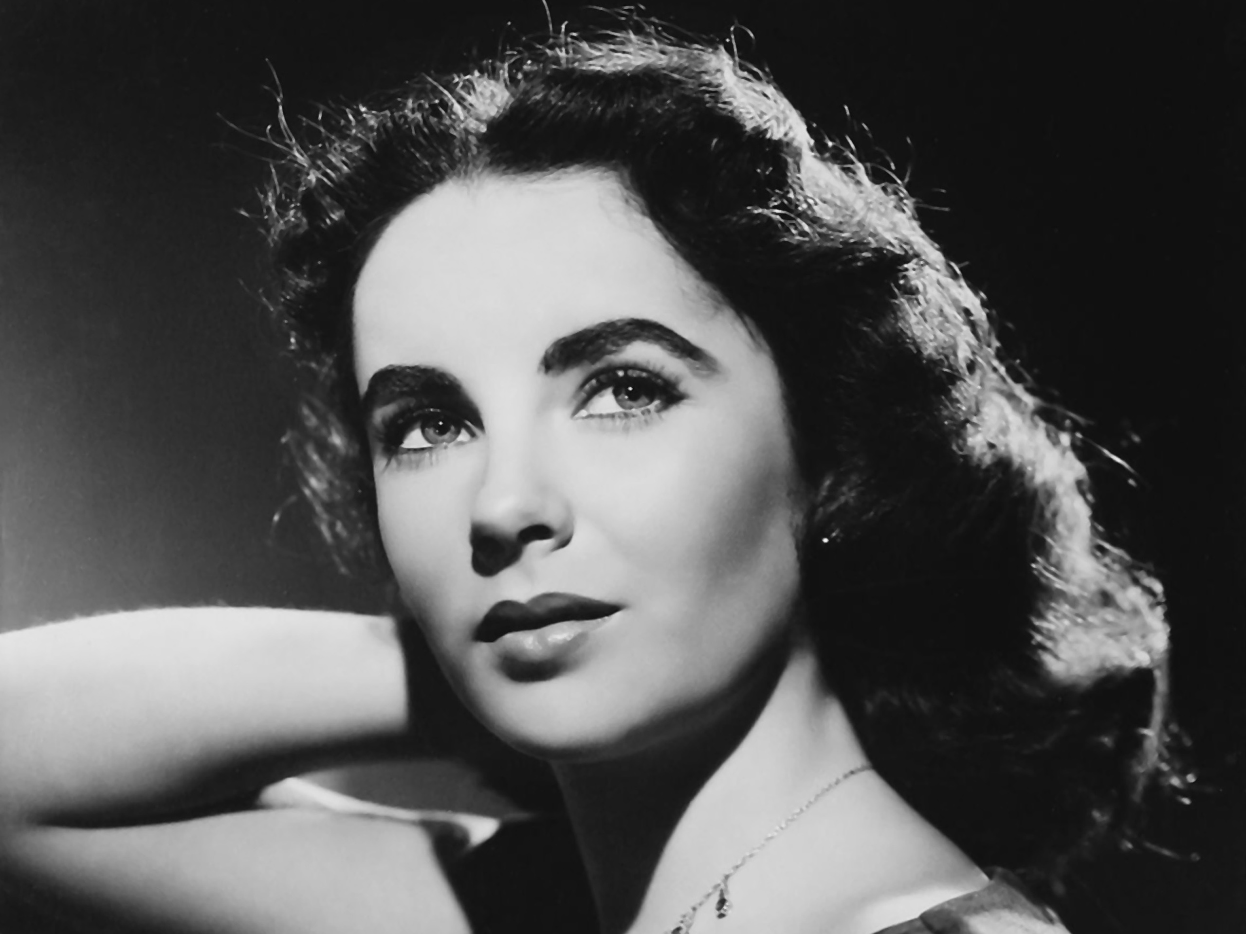 Black Amp White Celebrity Elizabeth Taylor 2560x1920