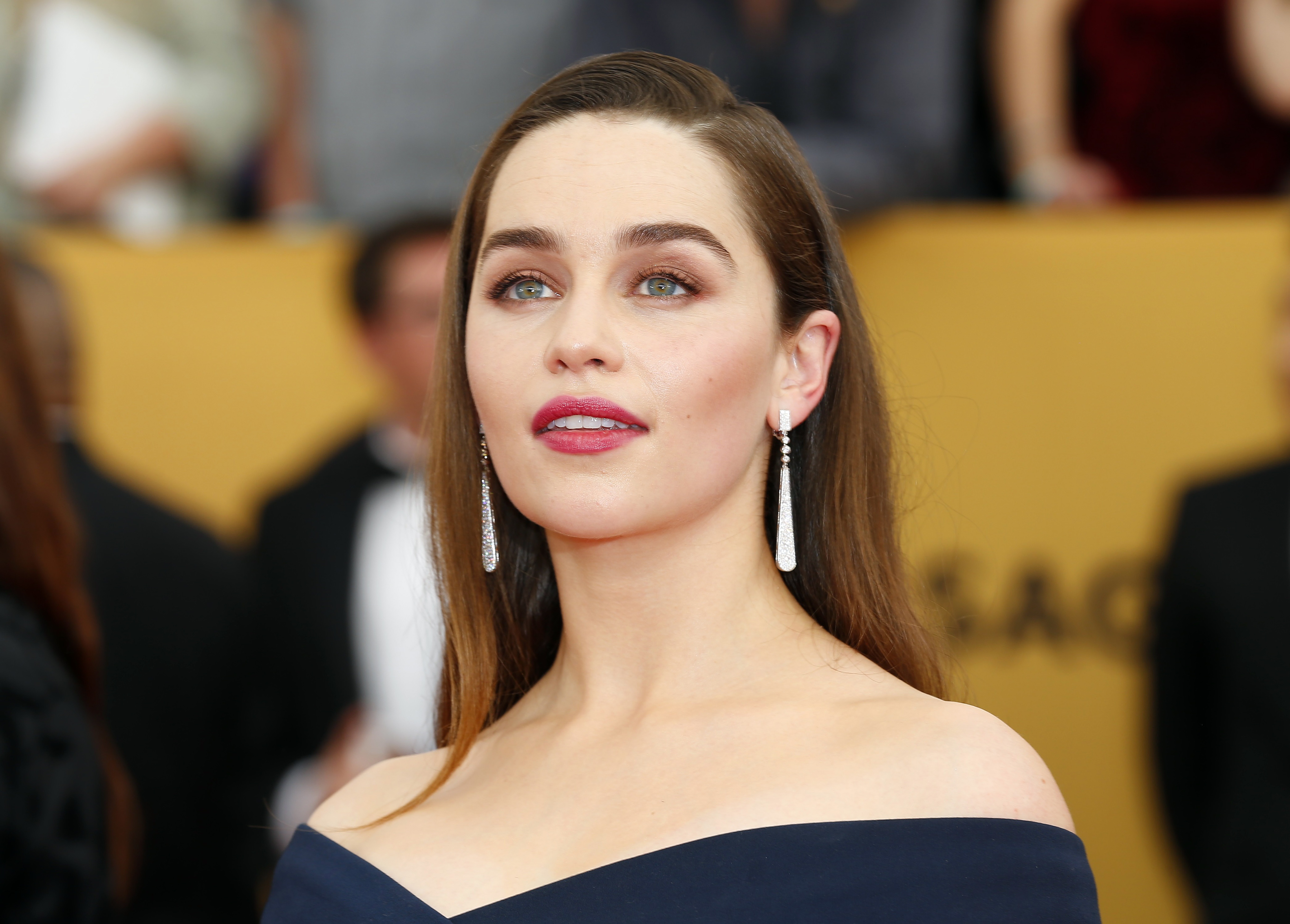 Actress Blue Eyes Earrings Emilia Clarke English Lipstick 4884x3500