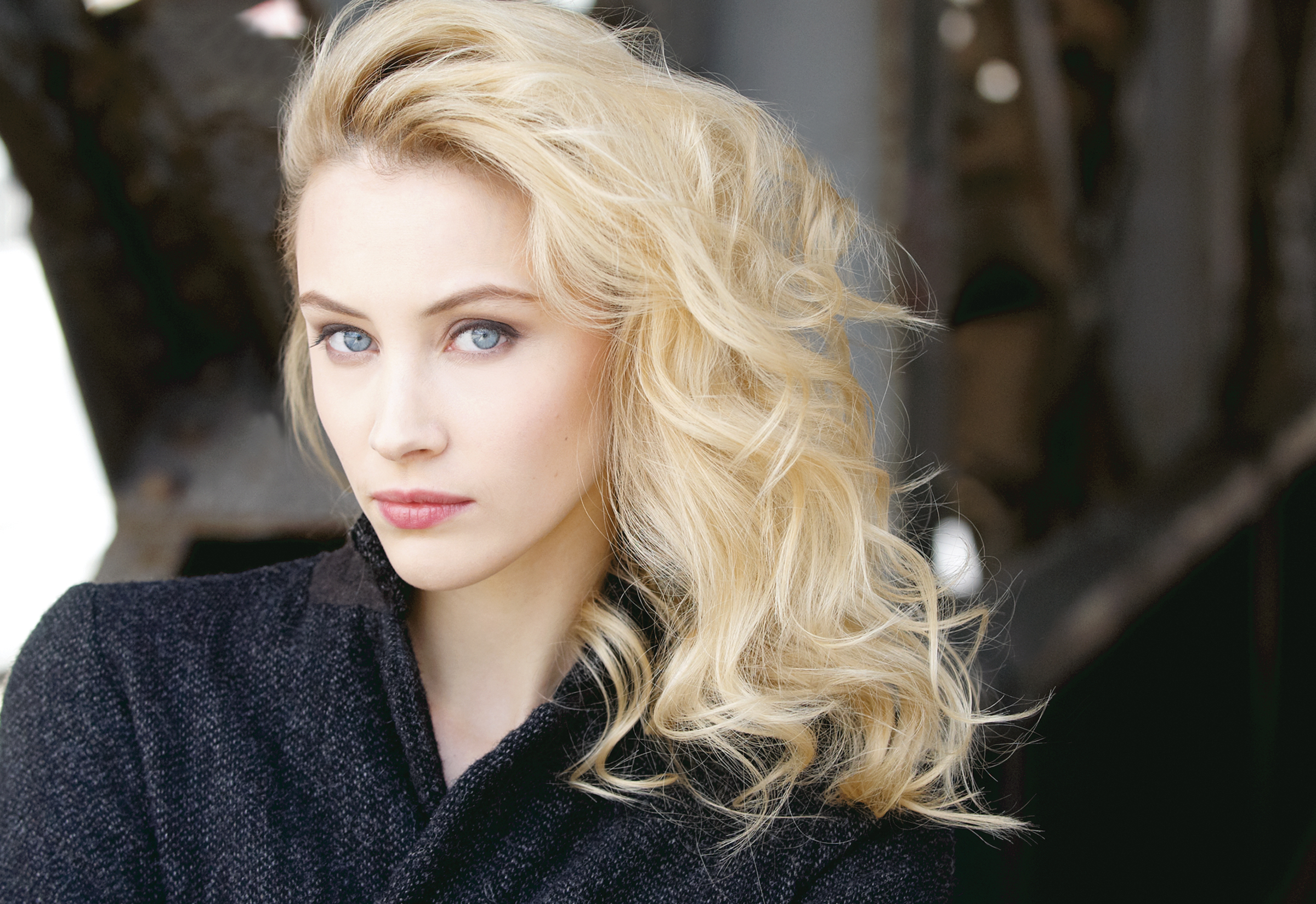 Actress Blonde Blue Eyes Canadian Face Sarah Gadon 2400x1650